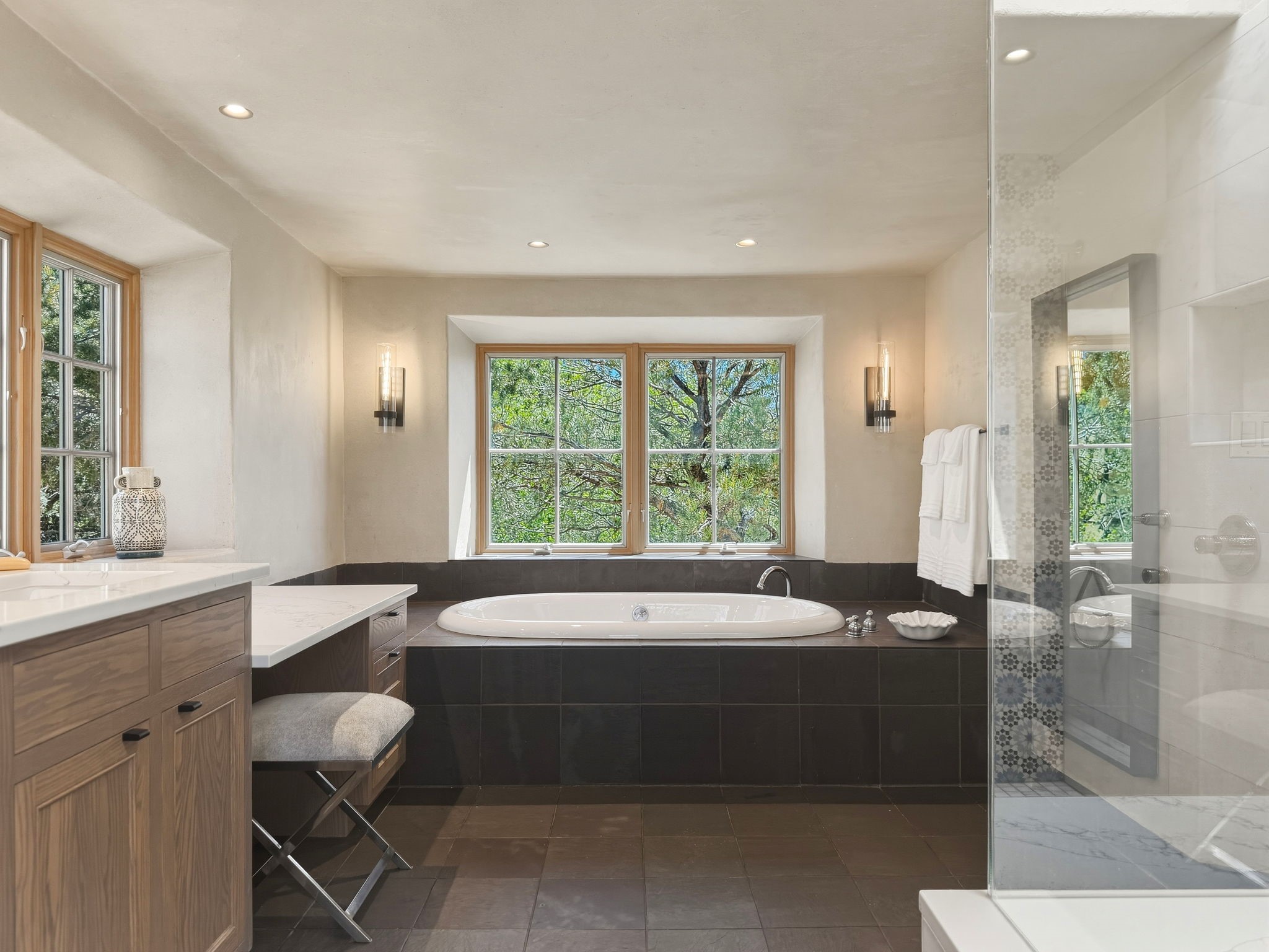 3876 Old Santa Fe Trail