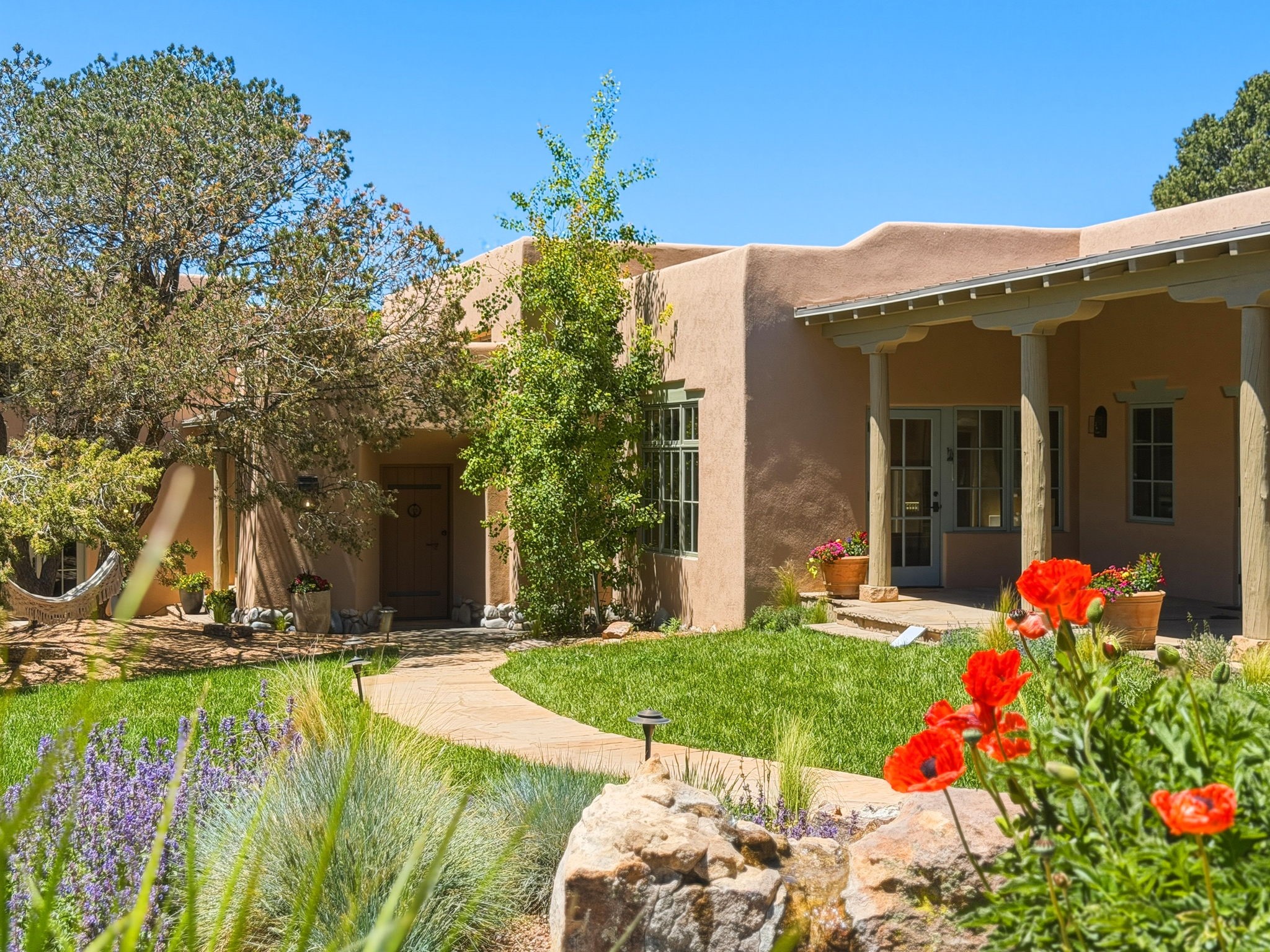 3876 Old Santa Fe Trail