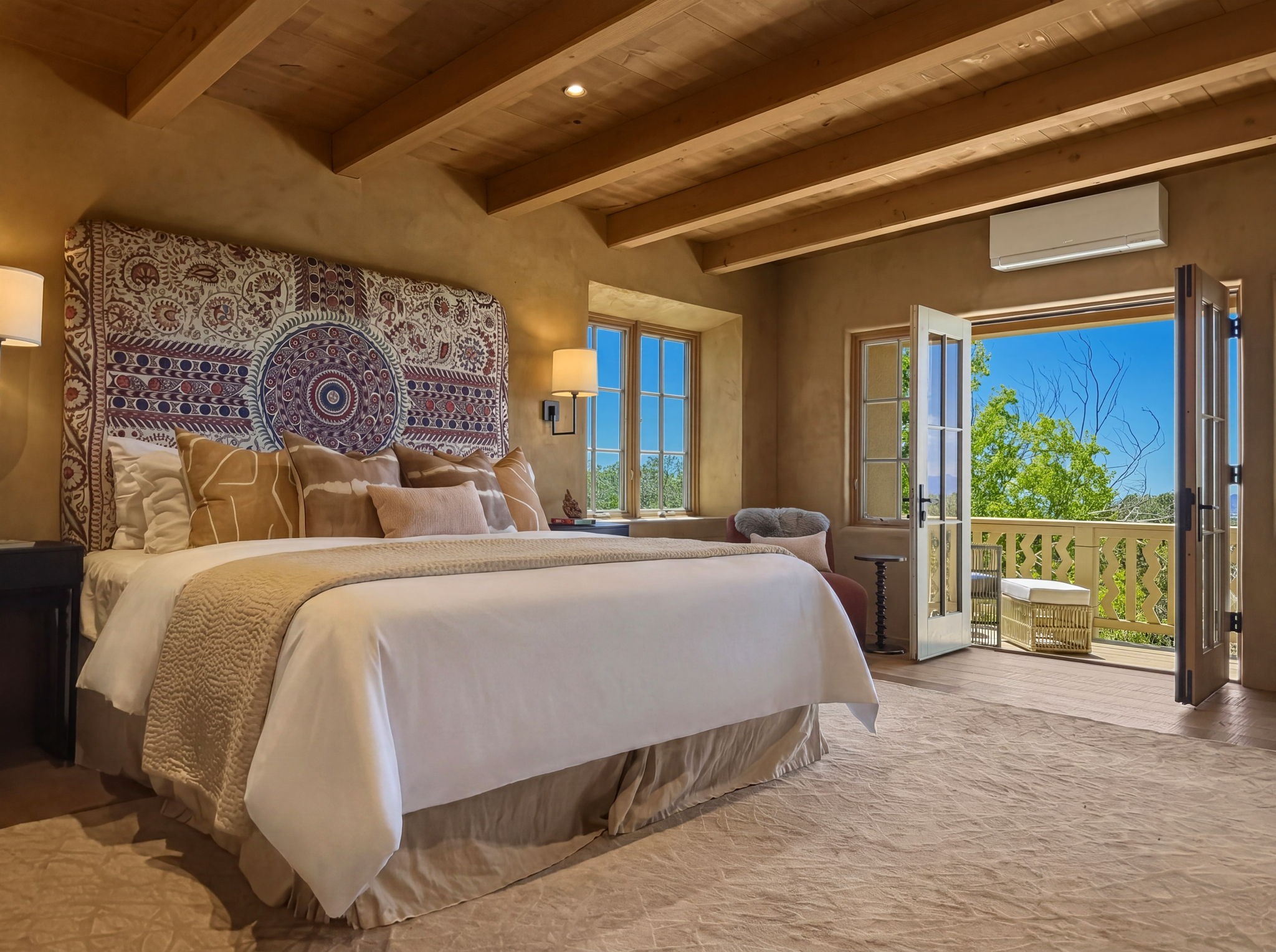 3876 Old Santa Fe Trail