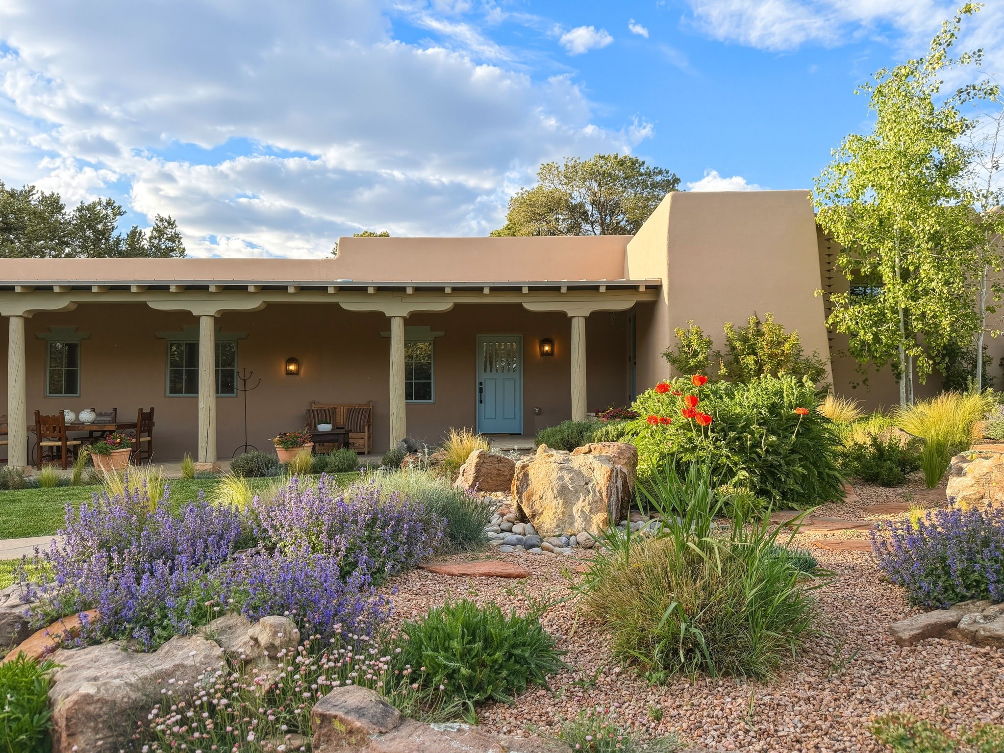 3876 Old Santa Fe Trail
