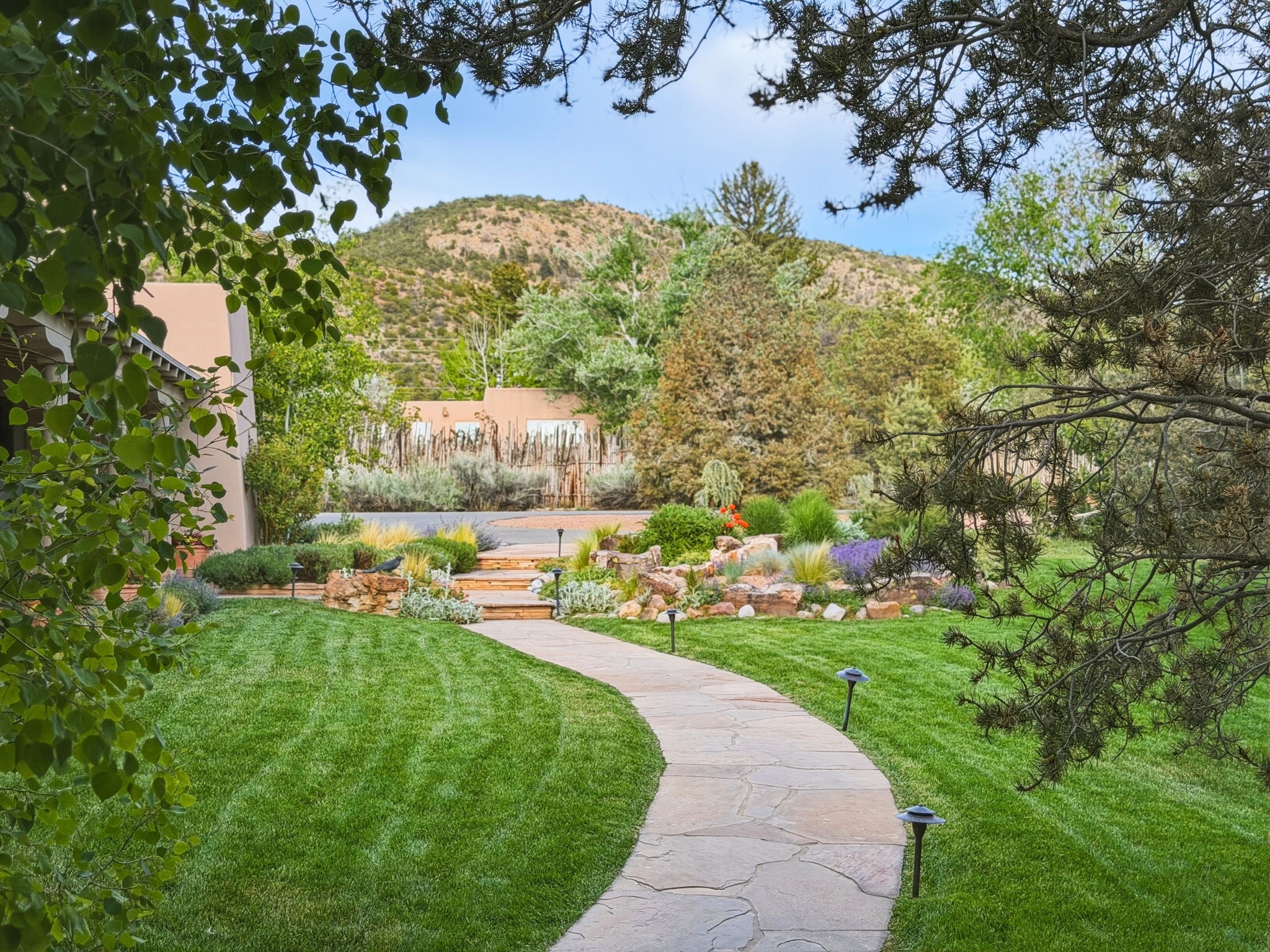 3876 Old Santa Fe Trail