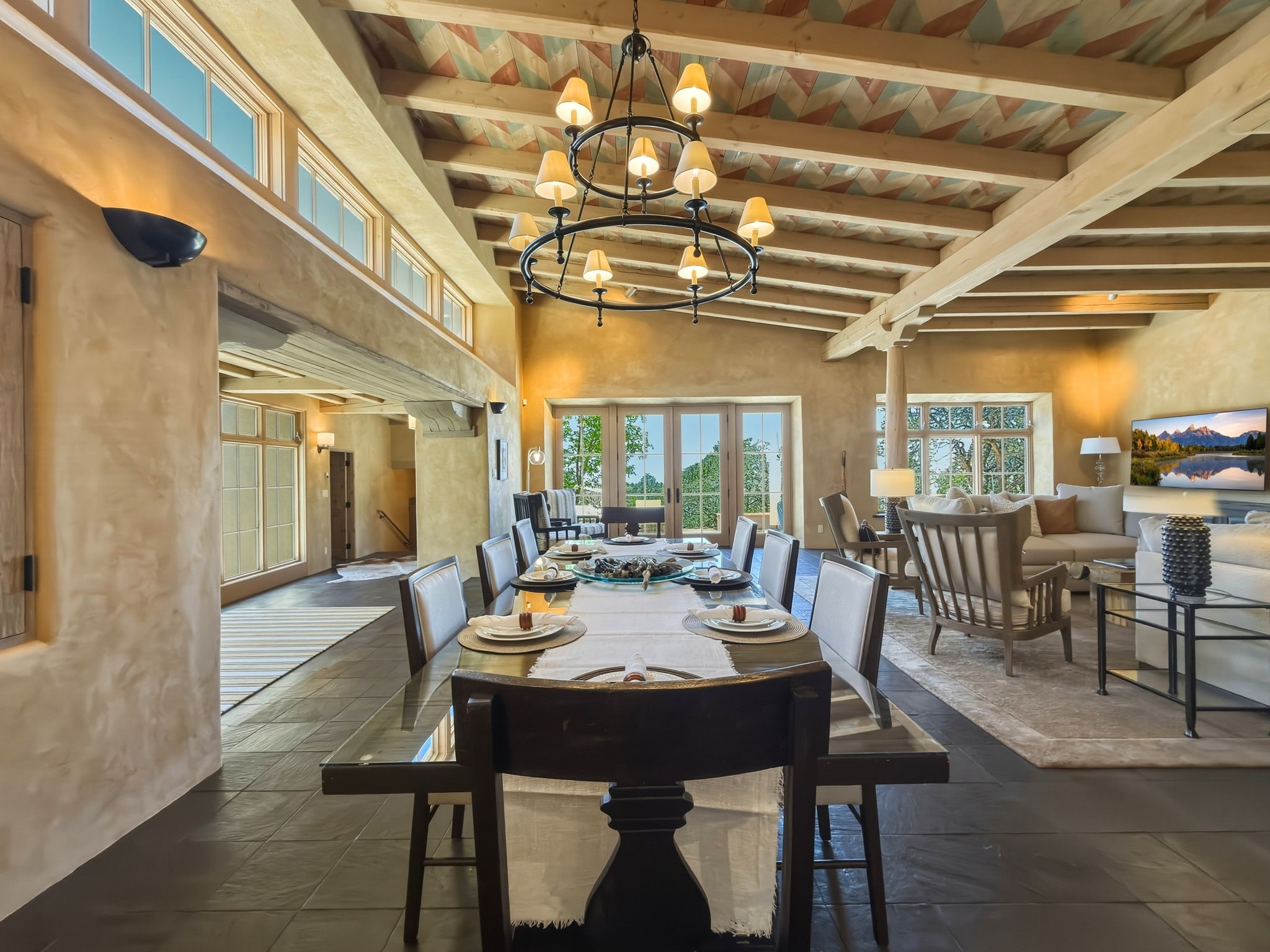 3876 Old Santa Fe Trail