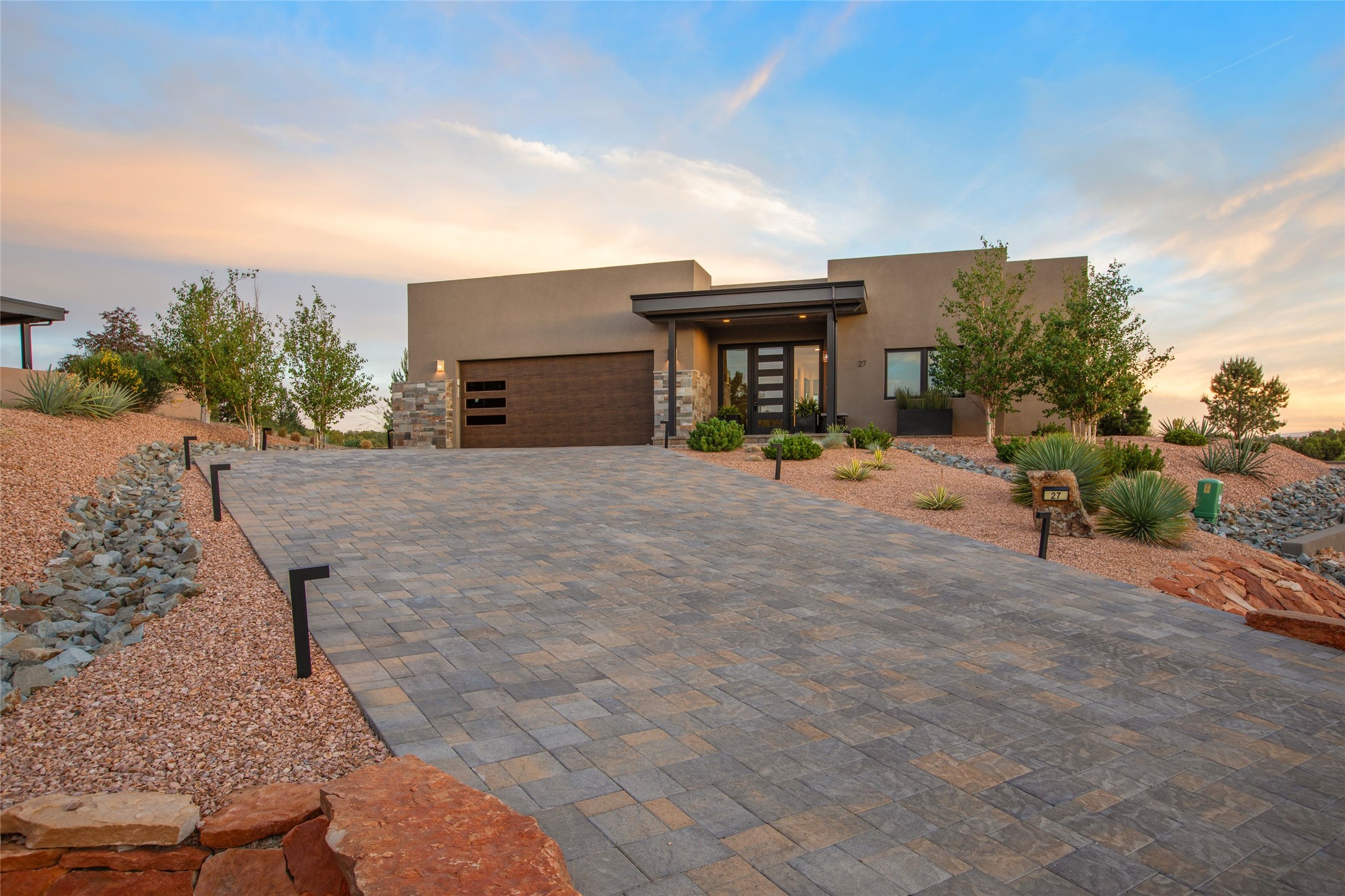 27 Valverde Lane