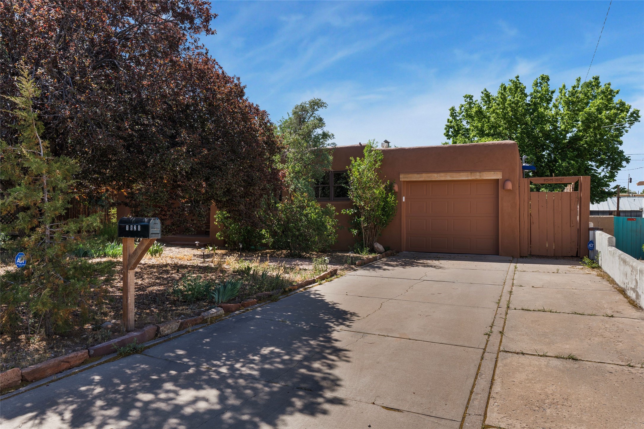 1820 Kiva Road