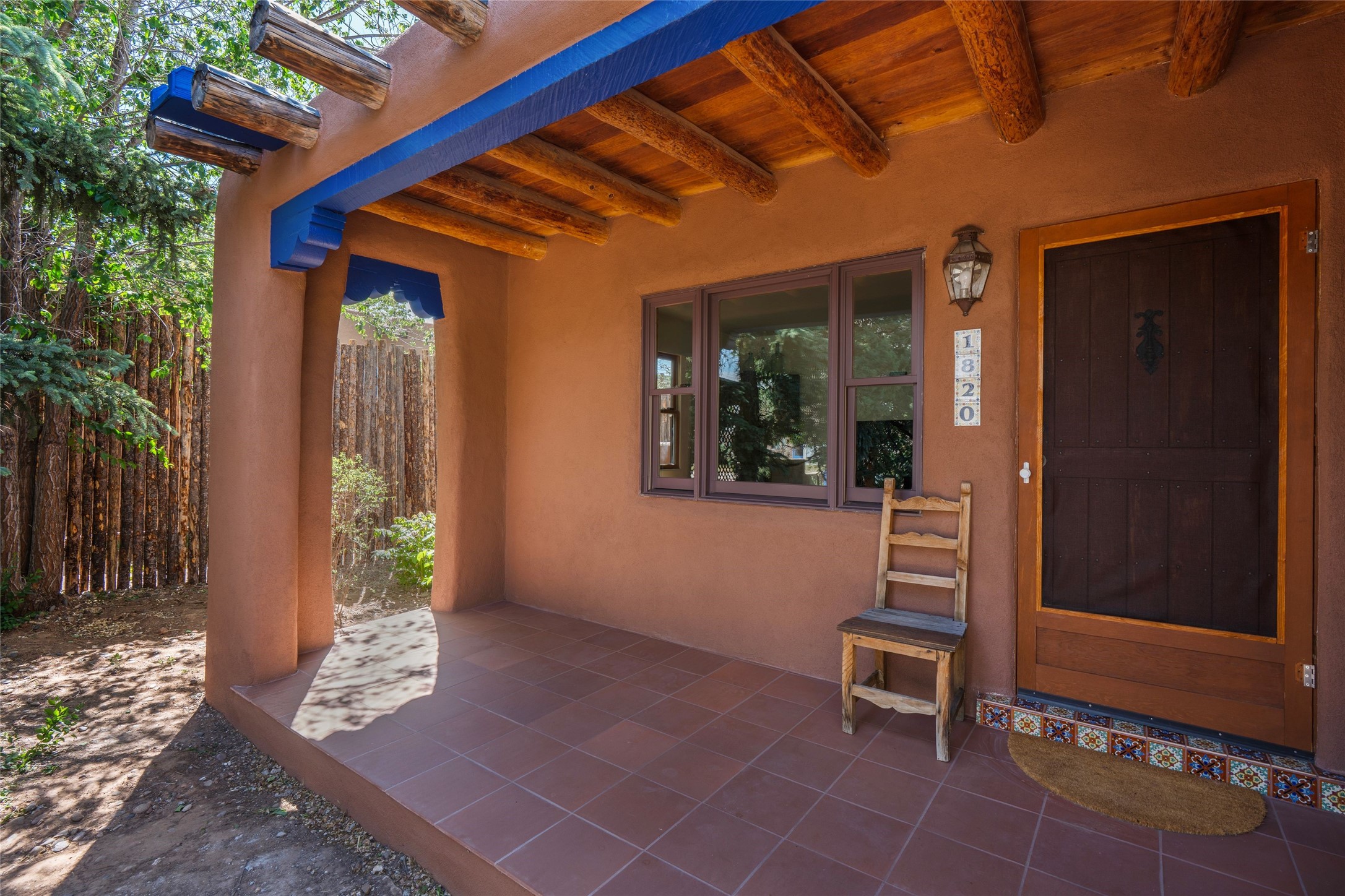 1820 Kiva Road
