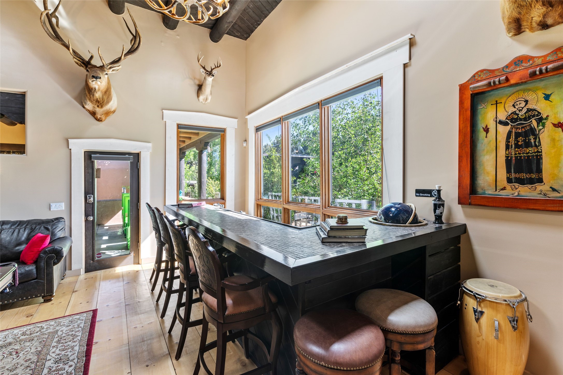 1327 Old Pecos Trail