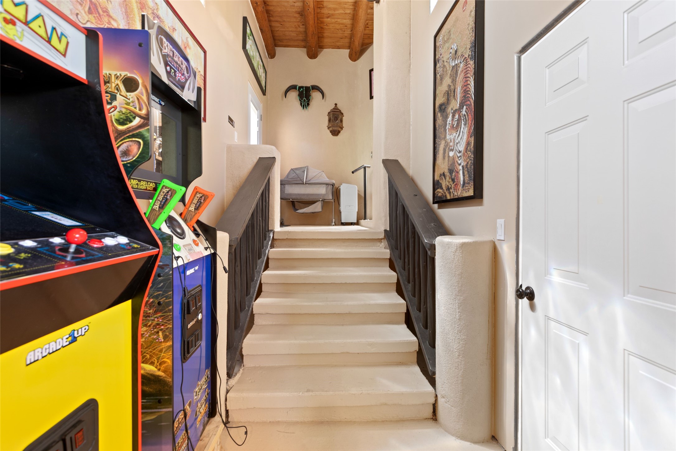 1327 Old Pecos Trail
