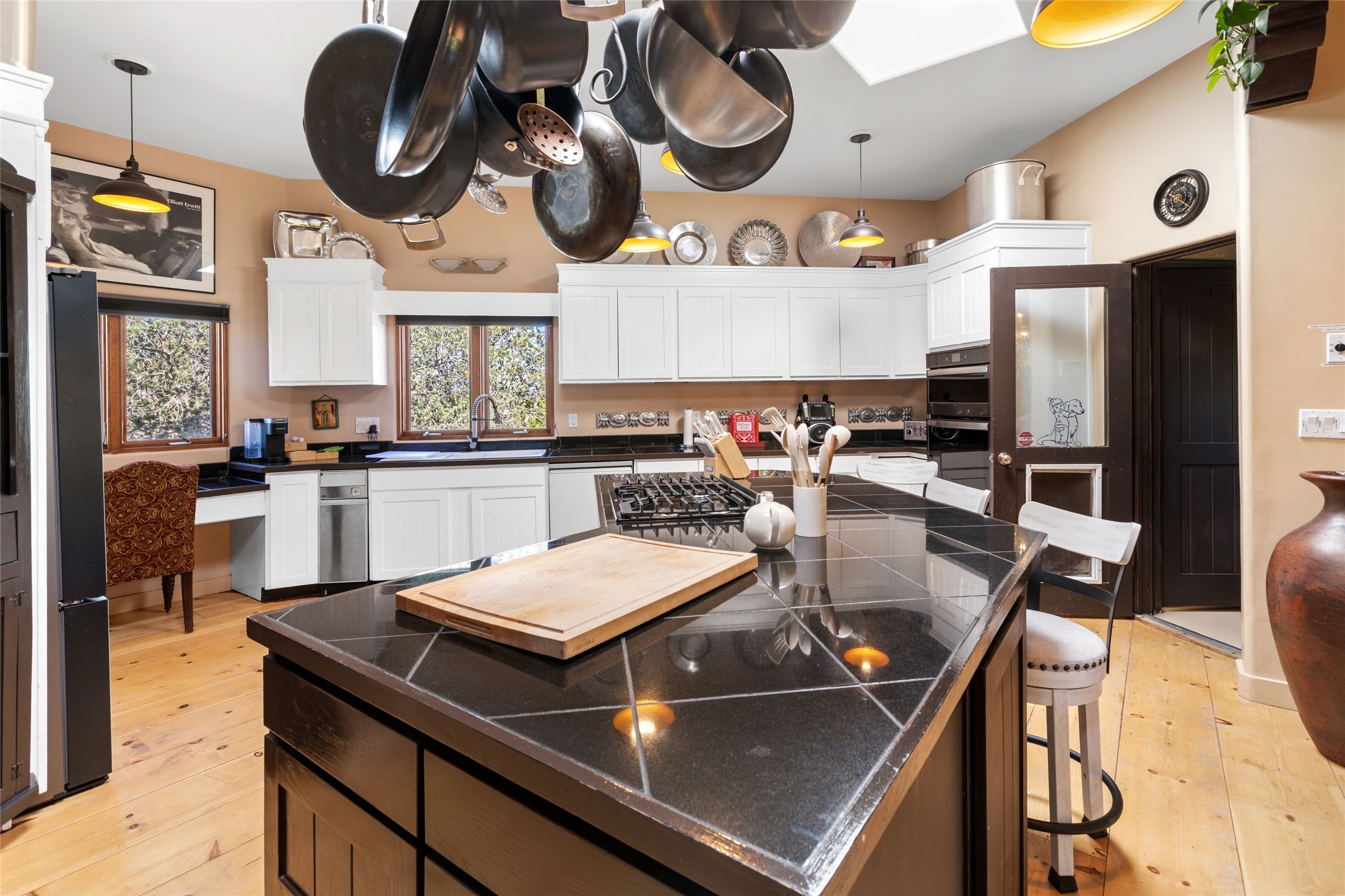 1327 Old Pecos Trail