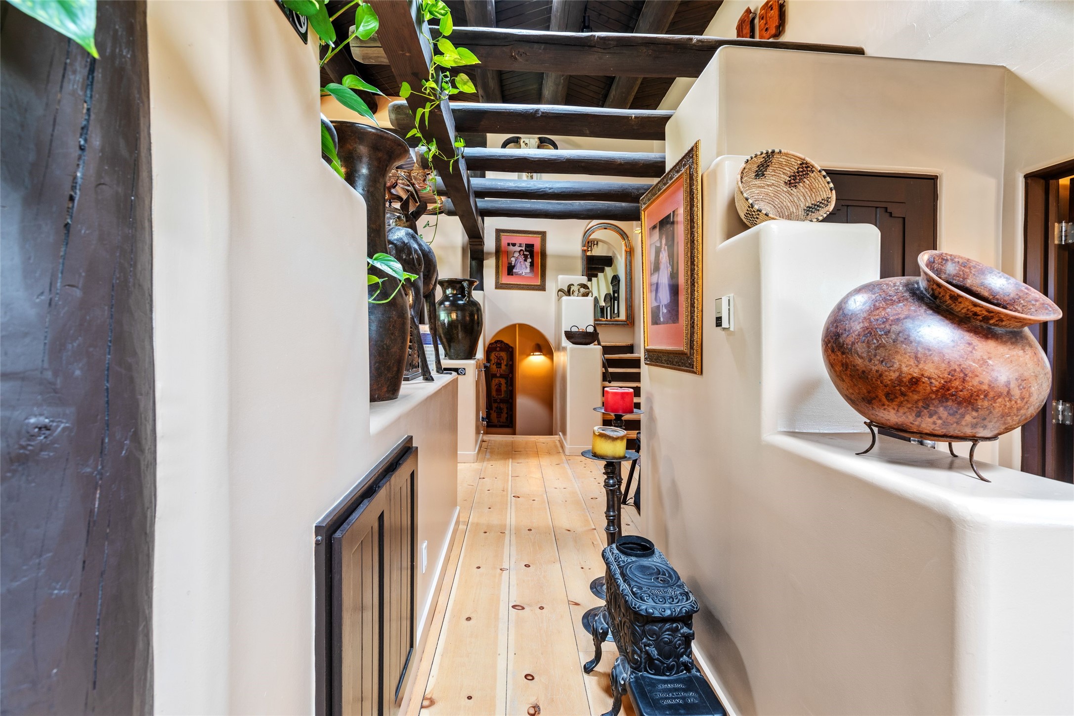 1327 Old Pecos Trail