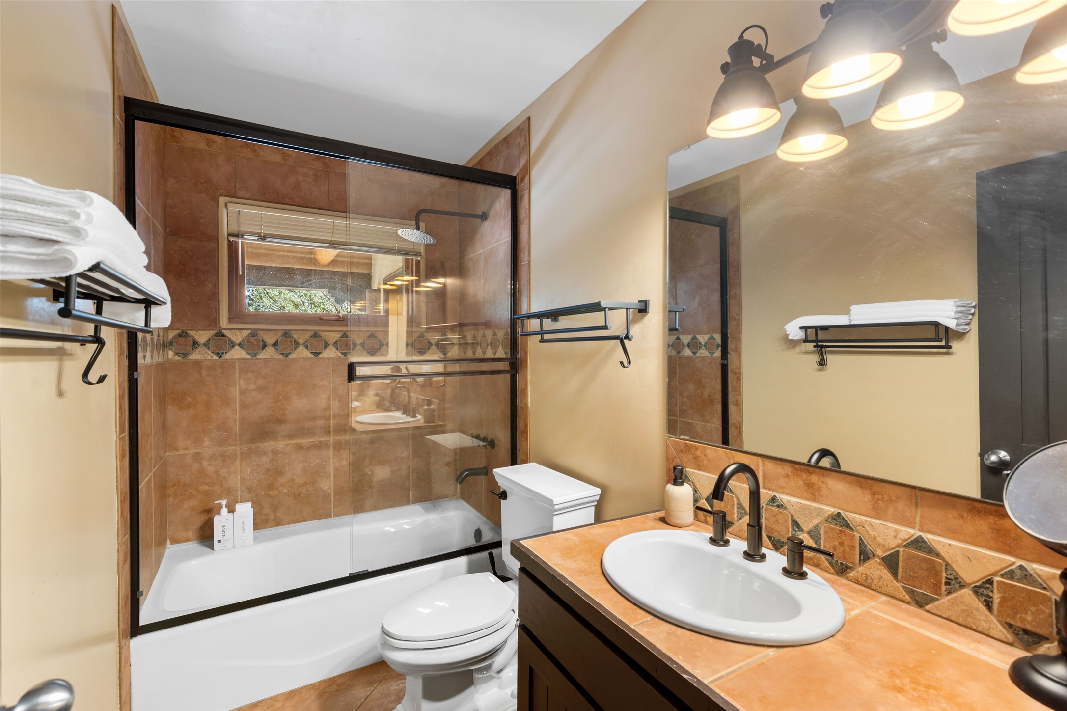 1327 Old Pecos Trail