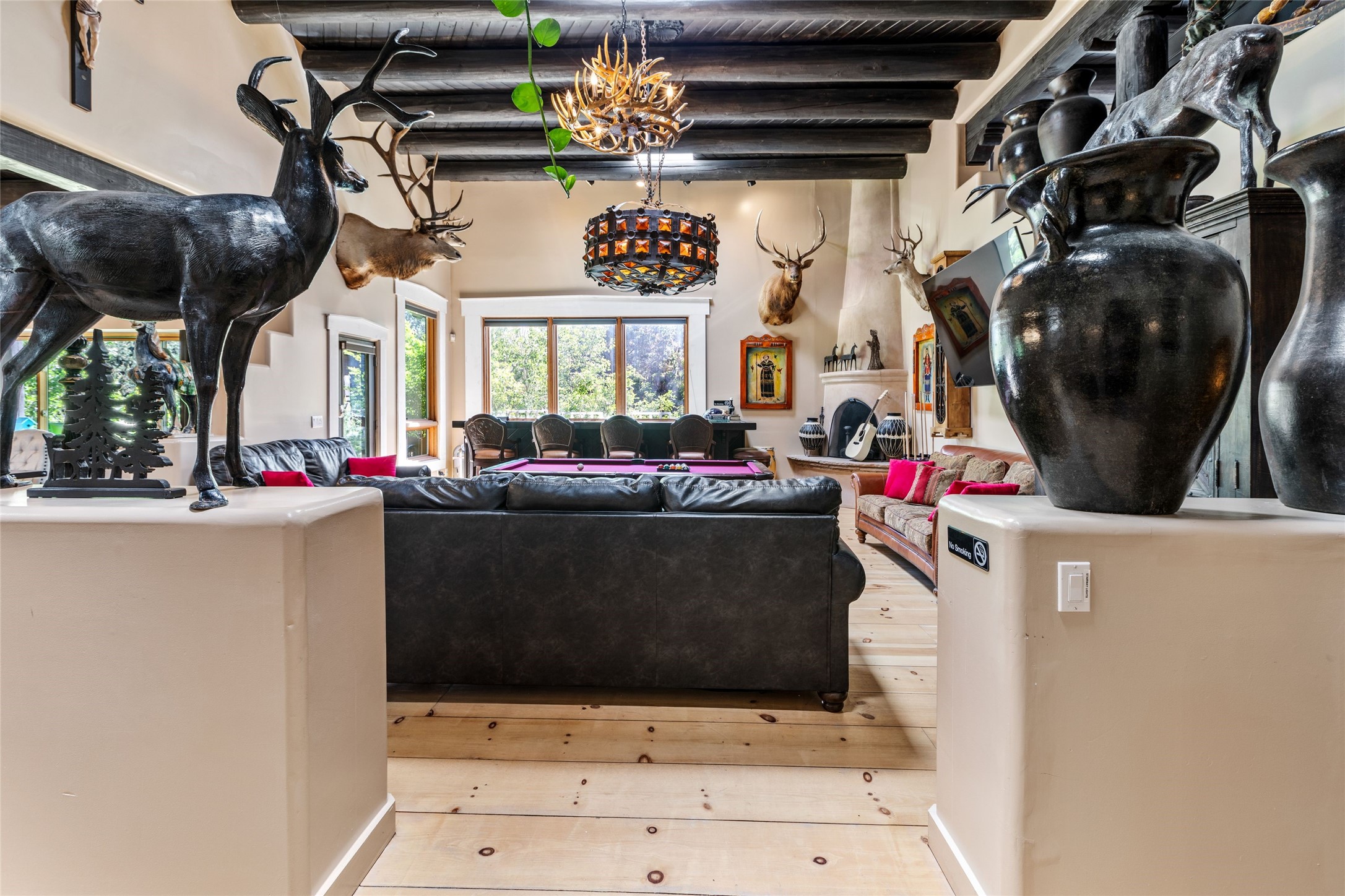1327 Old Pecos Trail