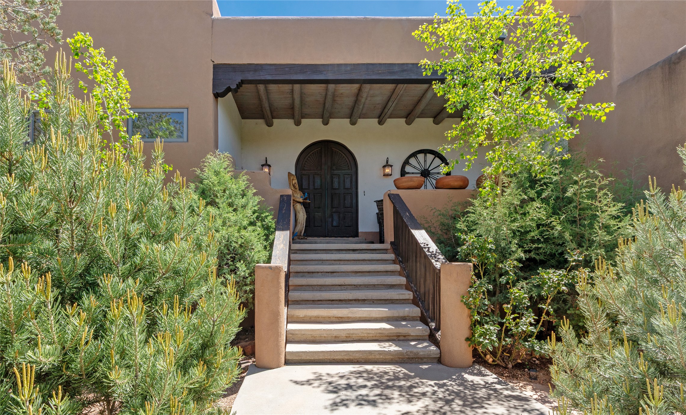 1327 Old Pecos Trail