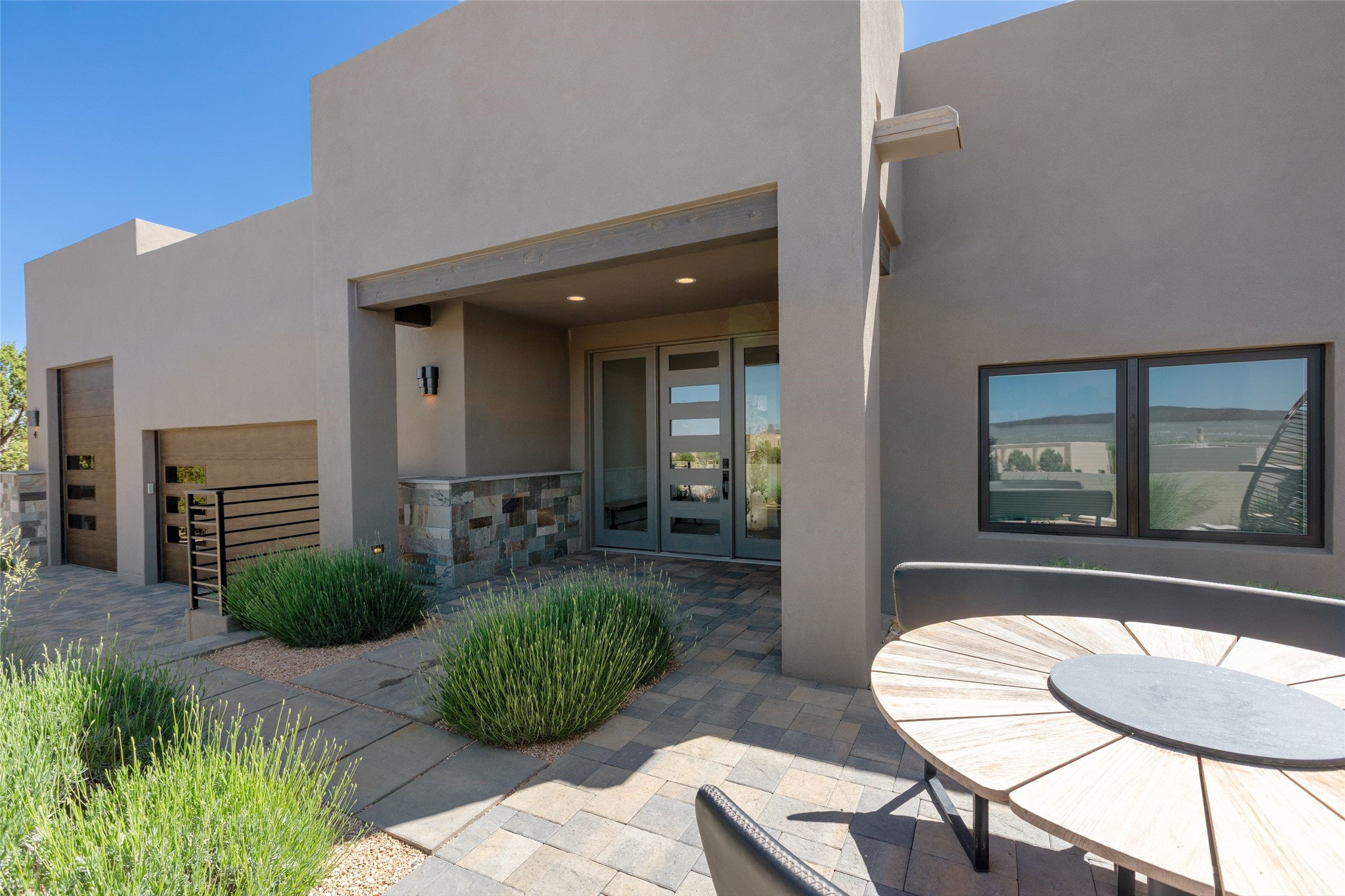 4 Valverde Lane