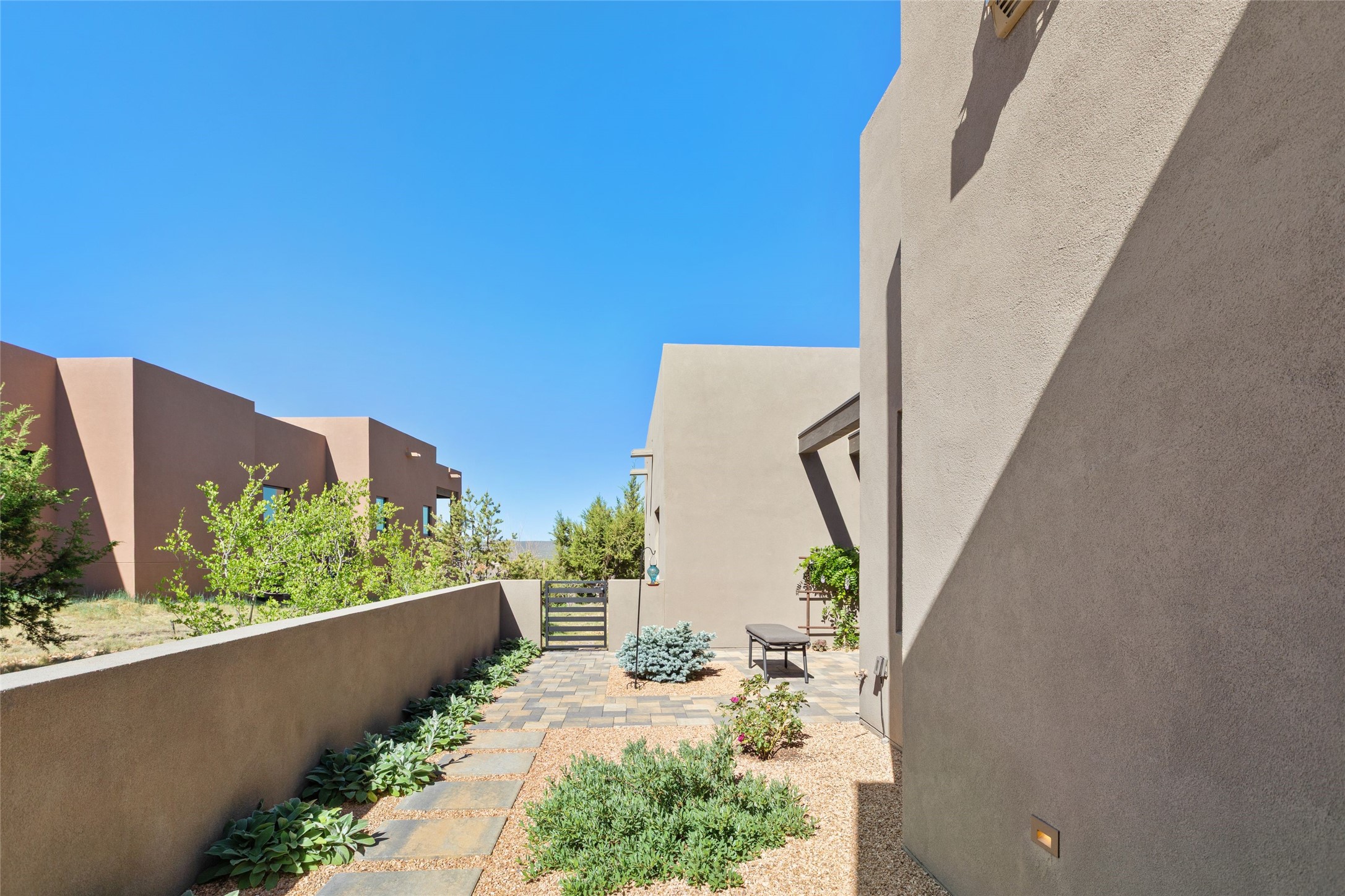 4 Valverde Lane