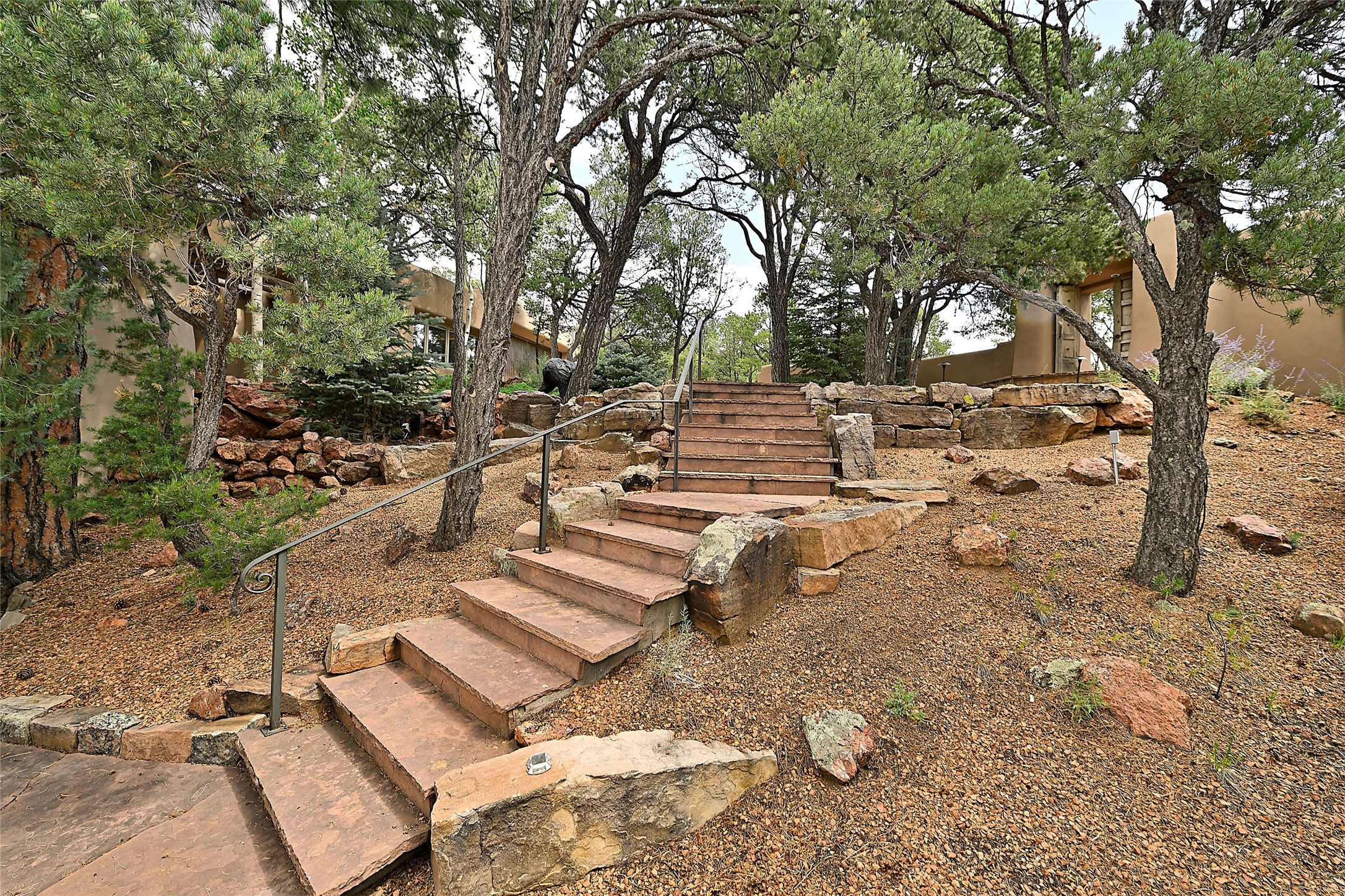 1244 N Summit Drive