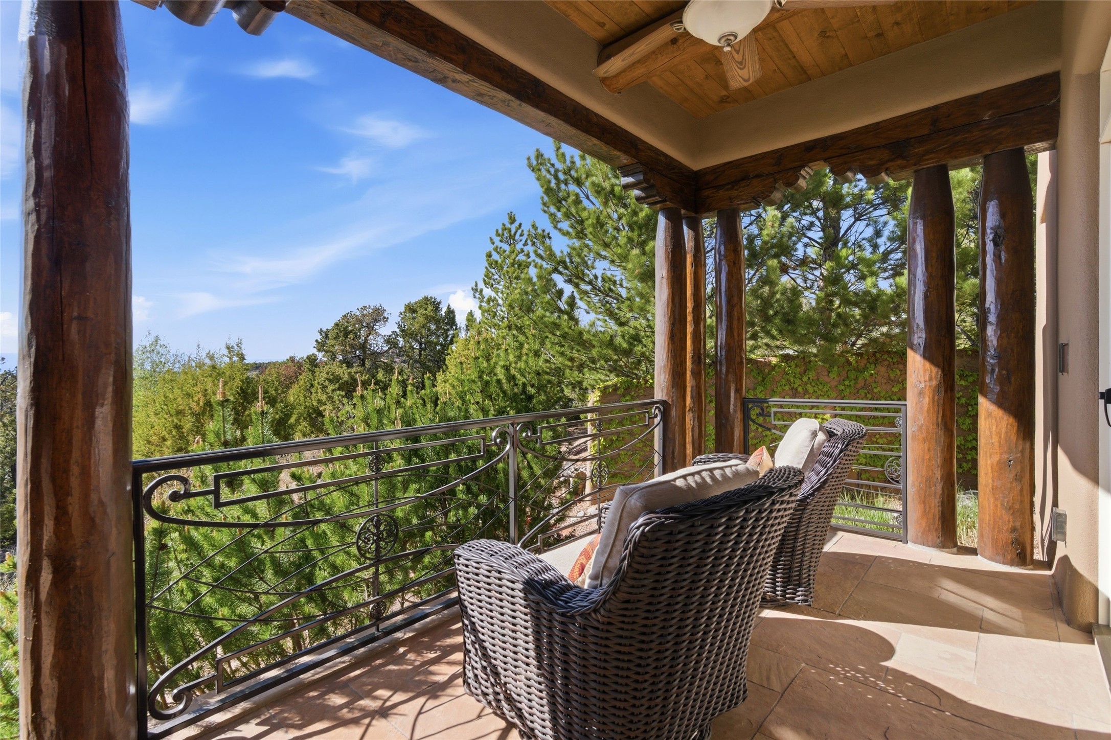 1145 South Summit Ridge