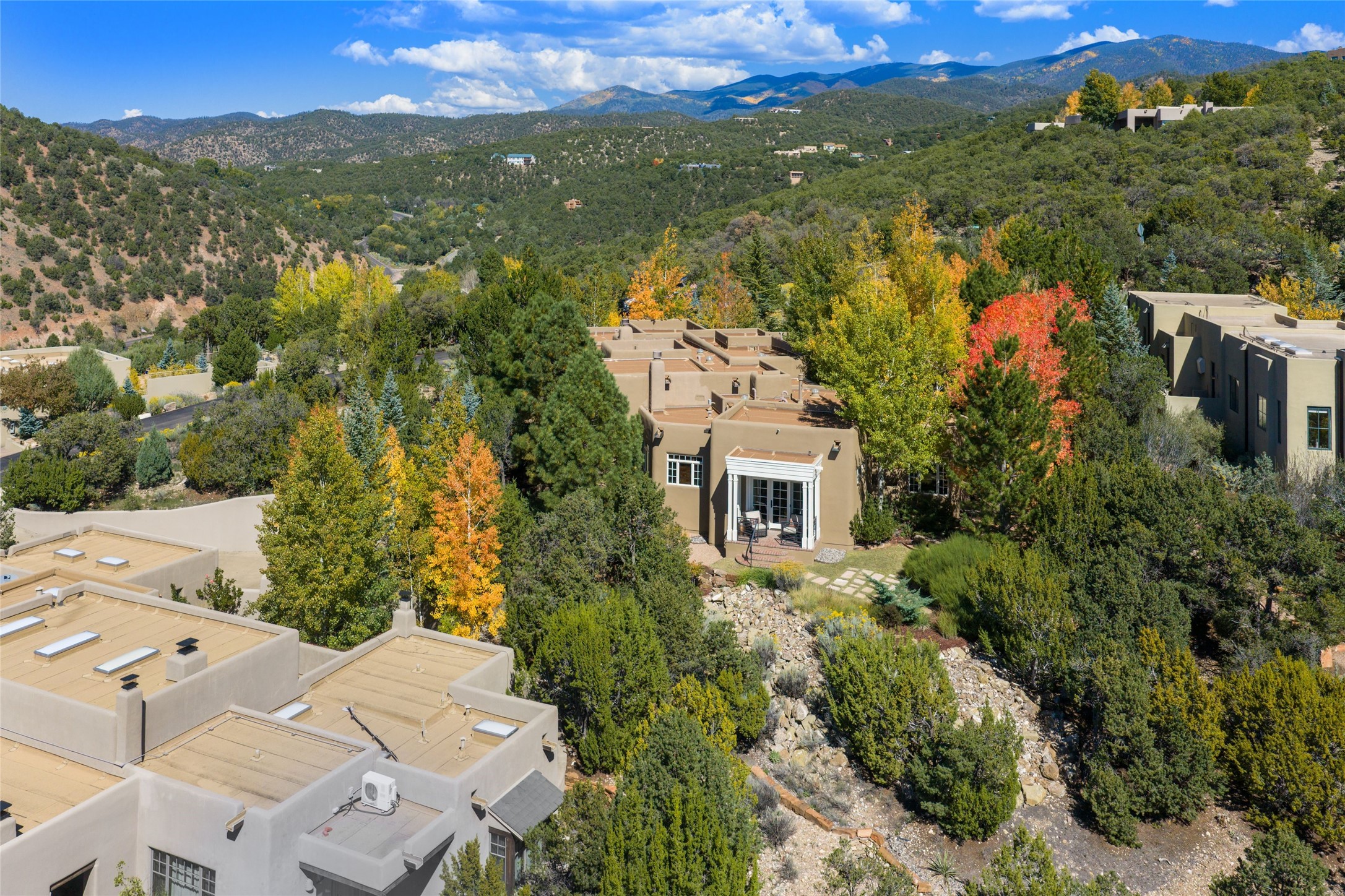 1145 South Summit Ridge