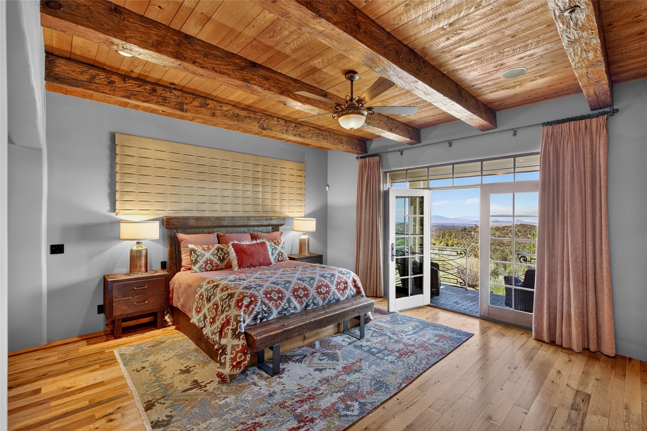 1145 South Summit Ridge