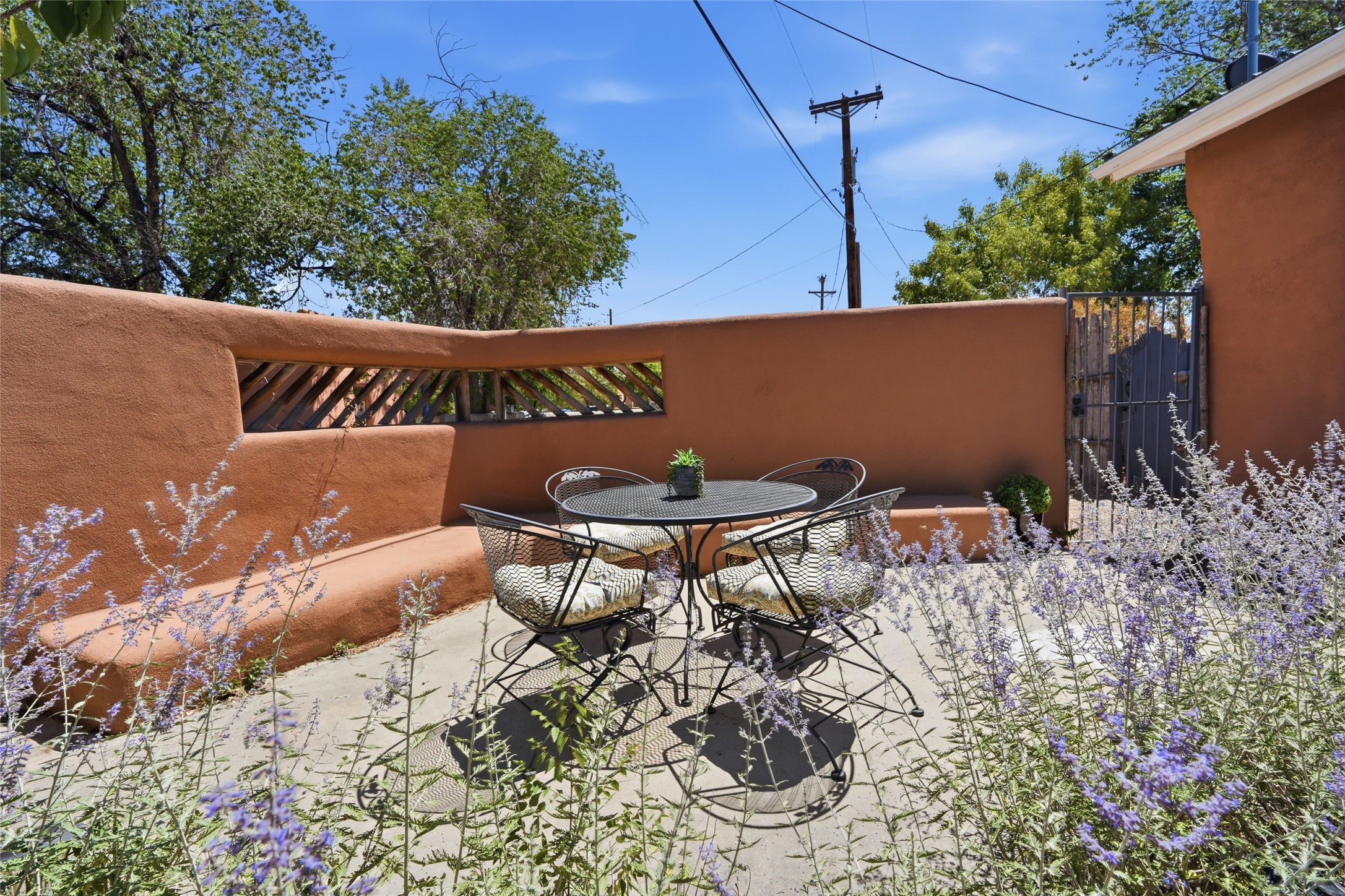 814 Dunlap Street