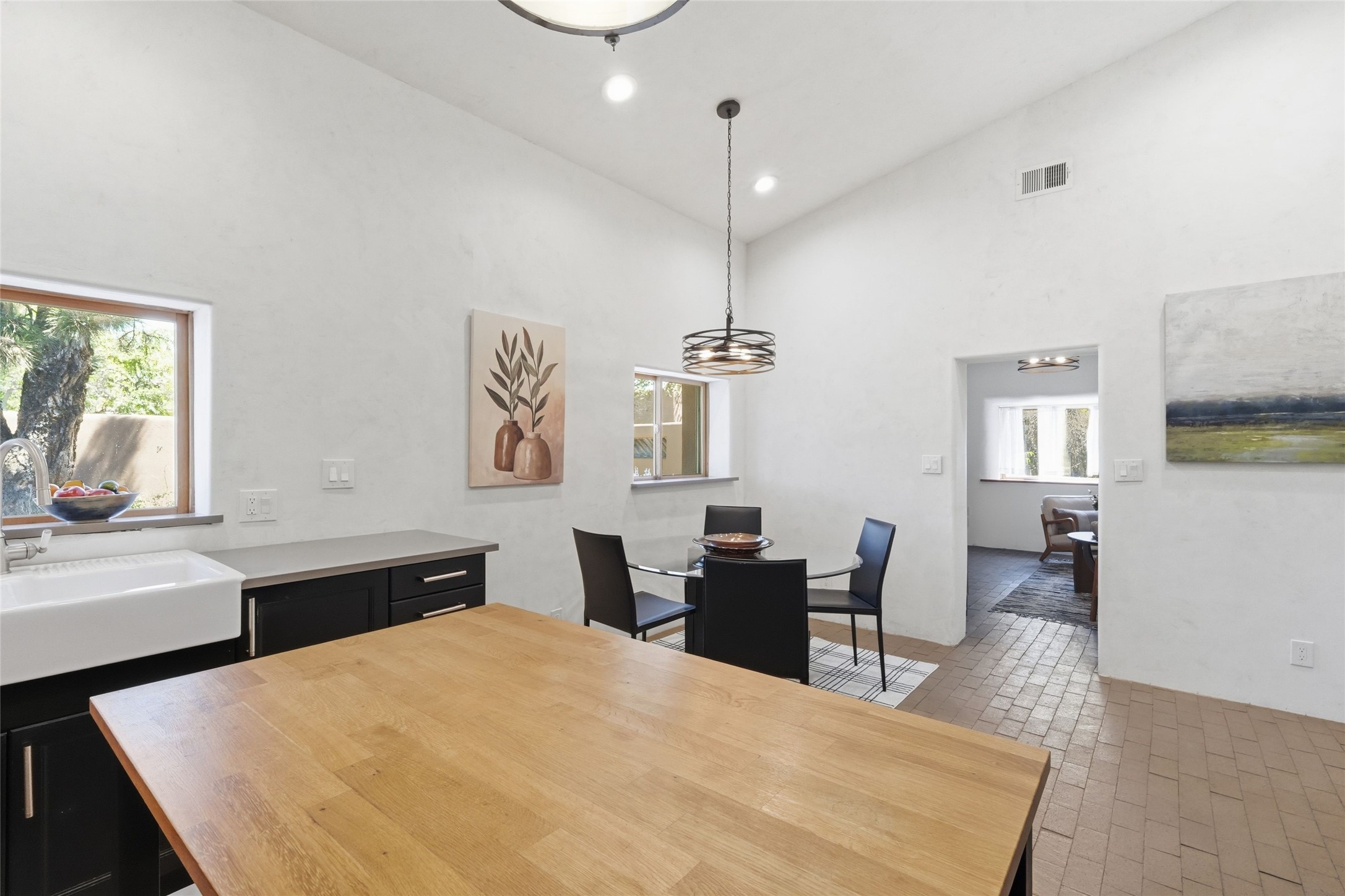 814 Dunlap Street