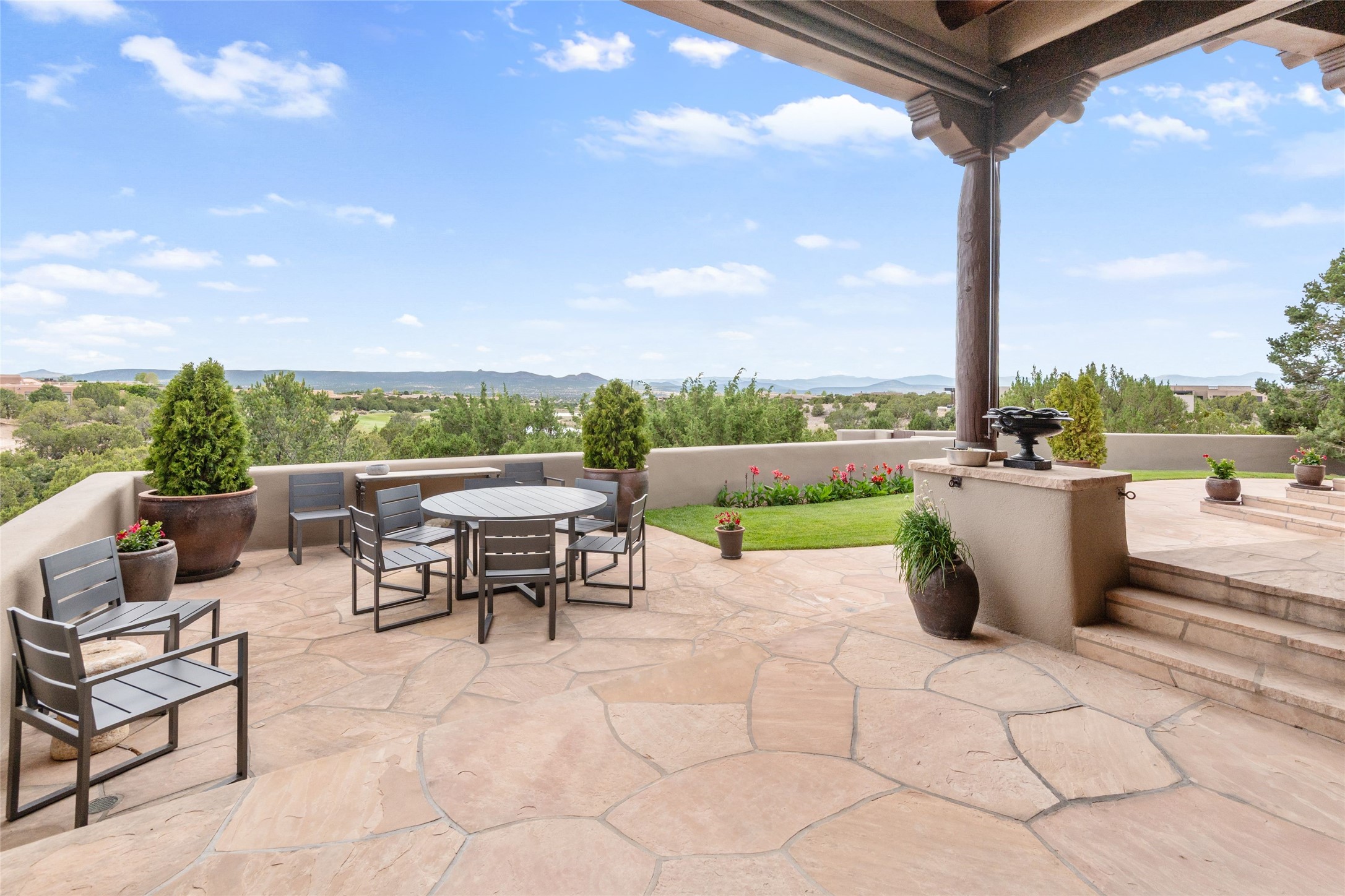 25 Windridge Circle