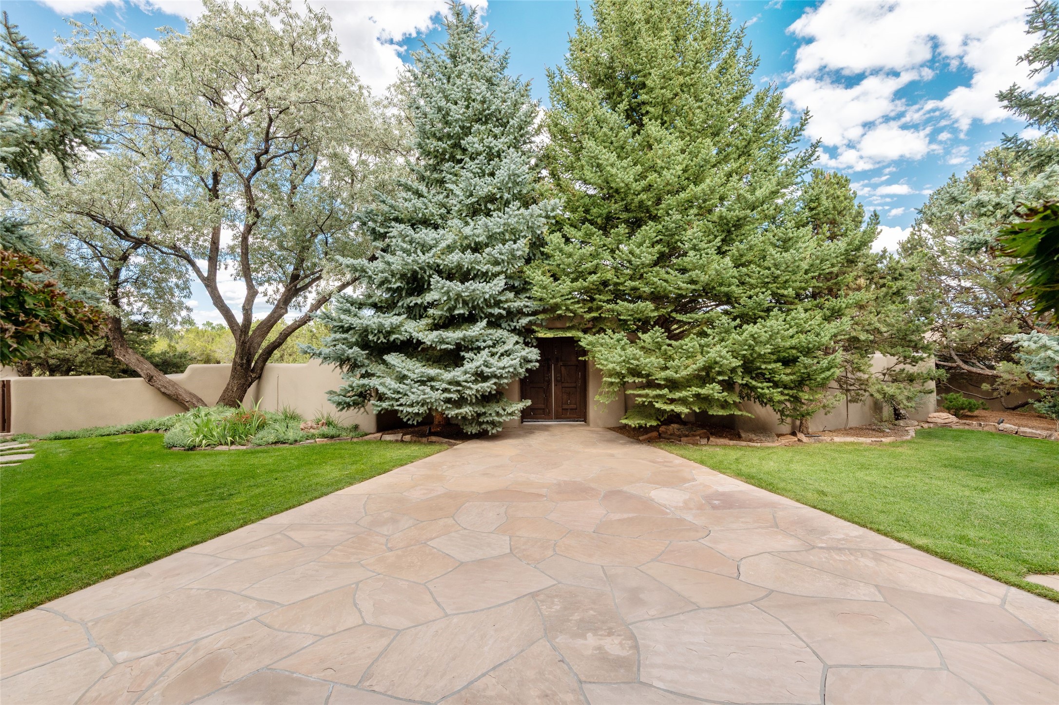25 Windridge Circle