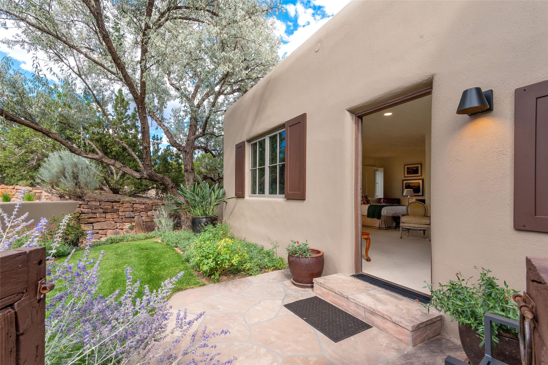 25 Windridge Circle