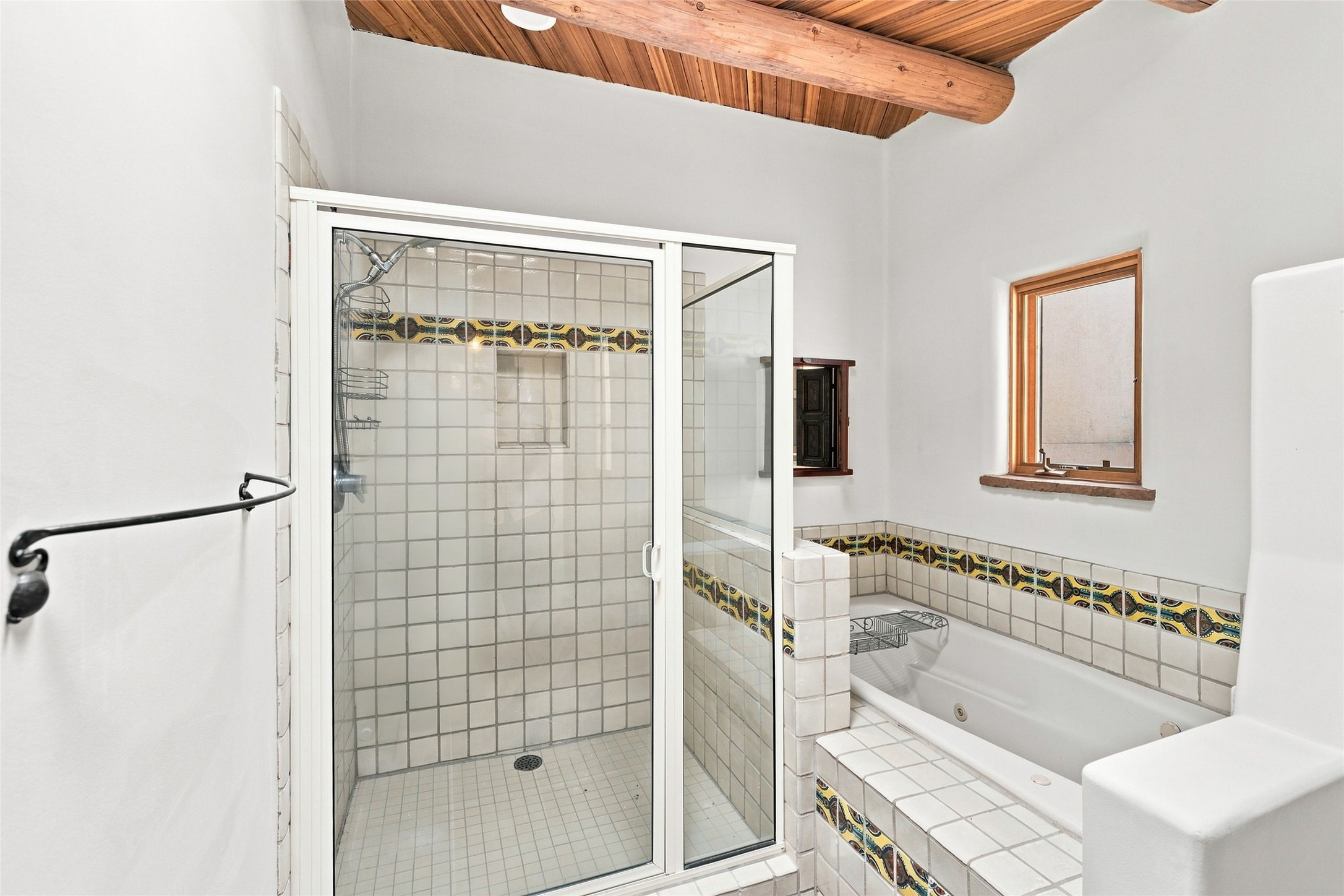 147 Gonzales Road 18