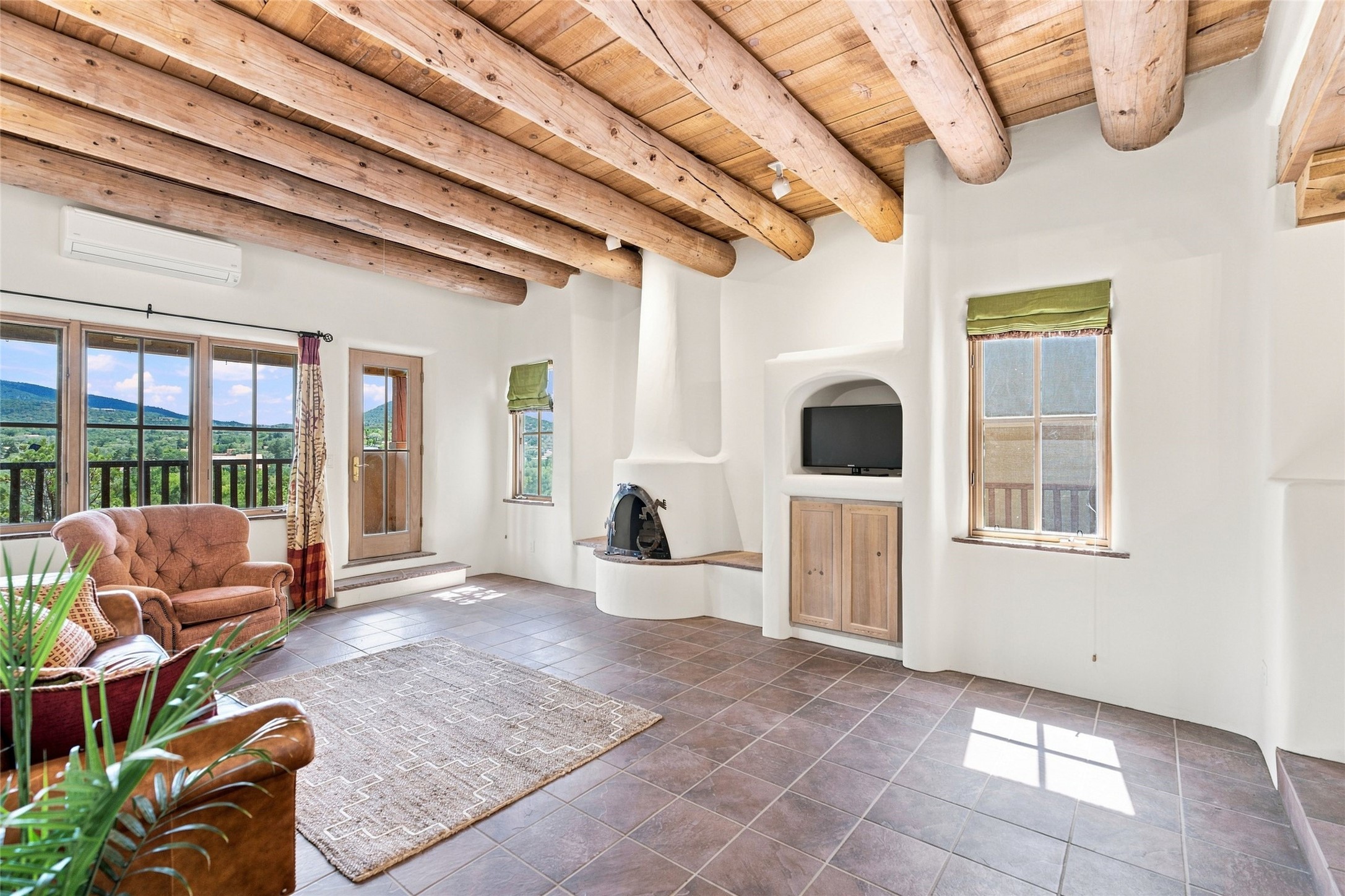 147 Gonzales Road 18
