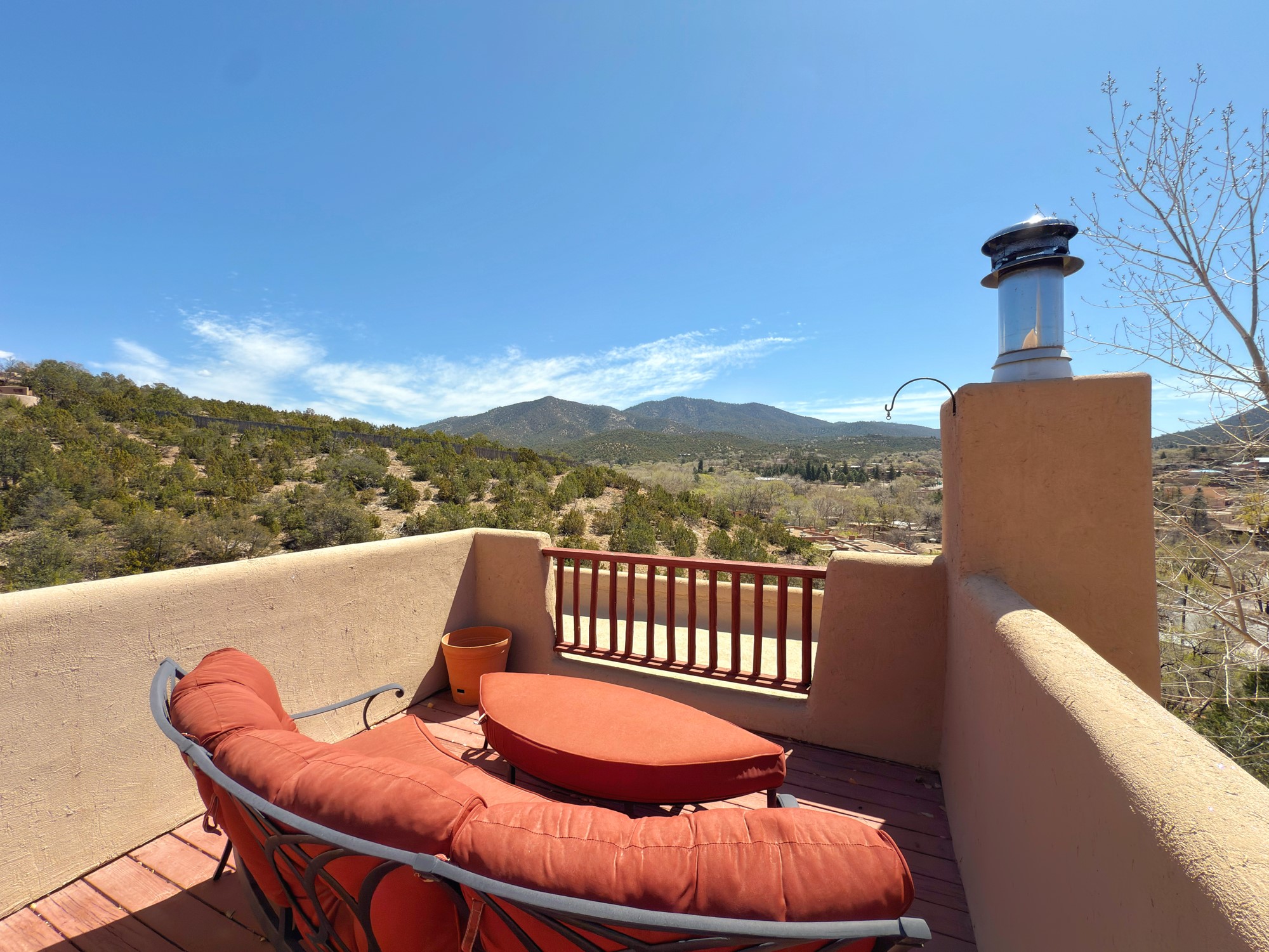 147 Gonzales Road 18