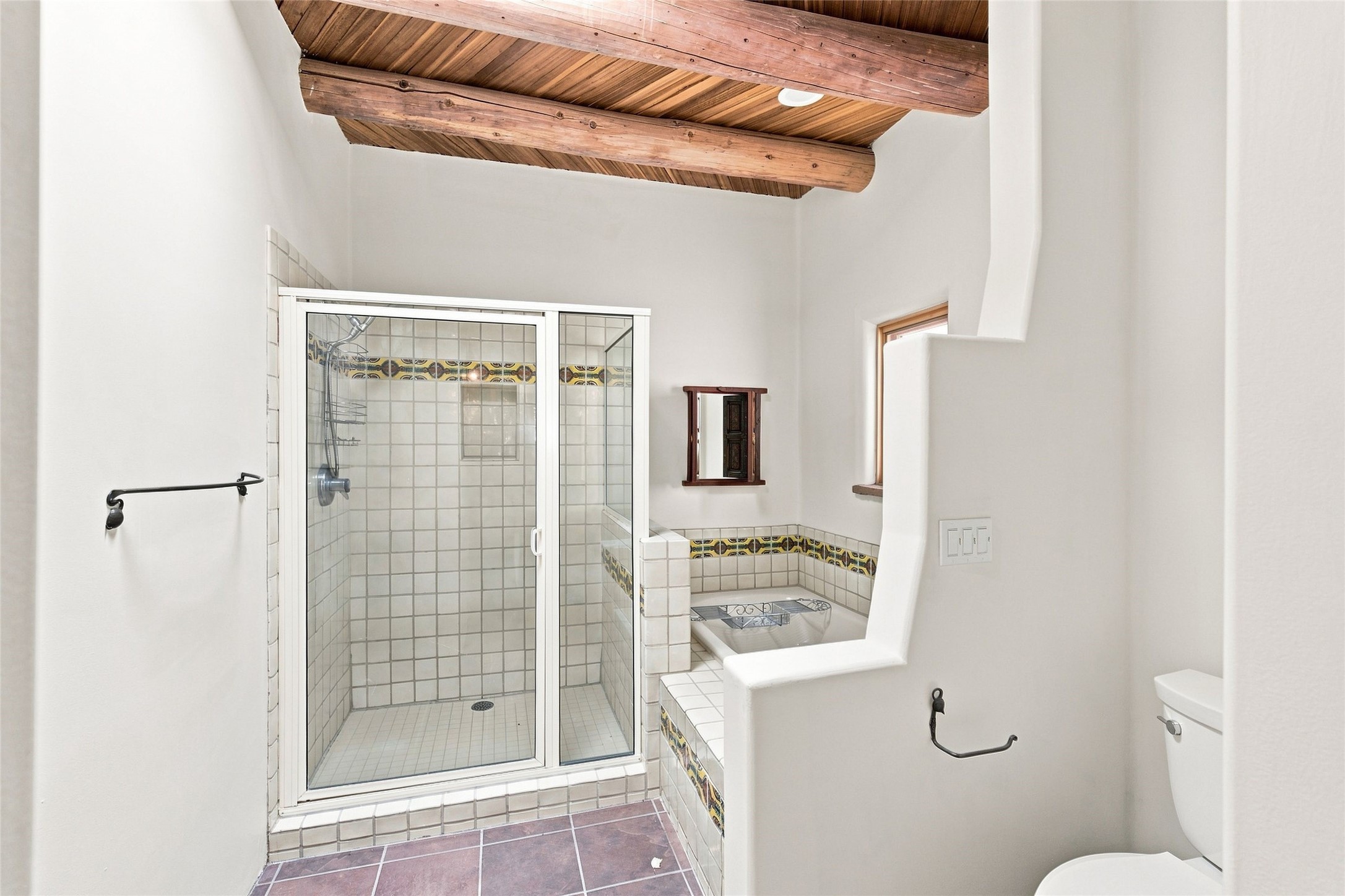 147 Gonzales Road 18