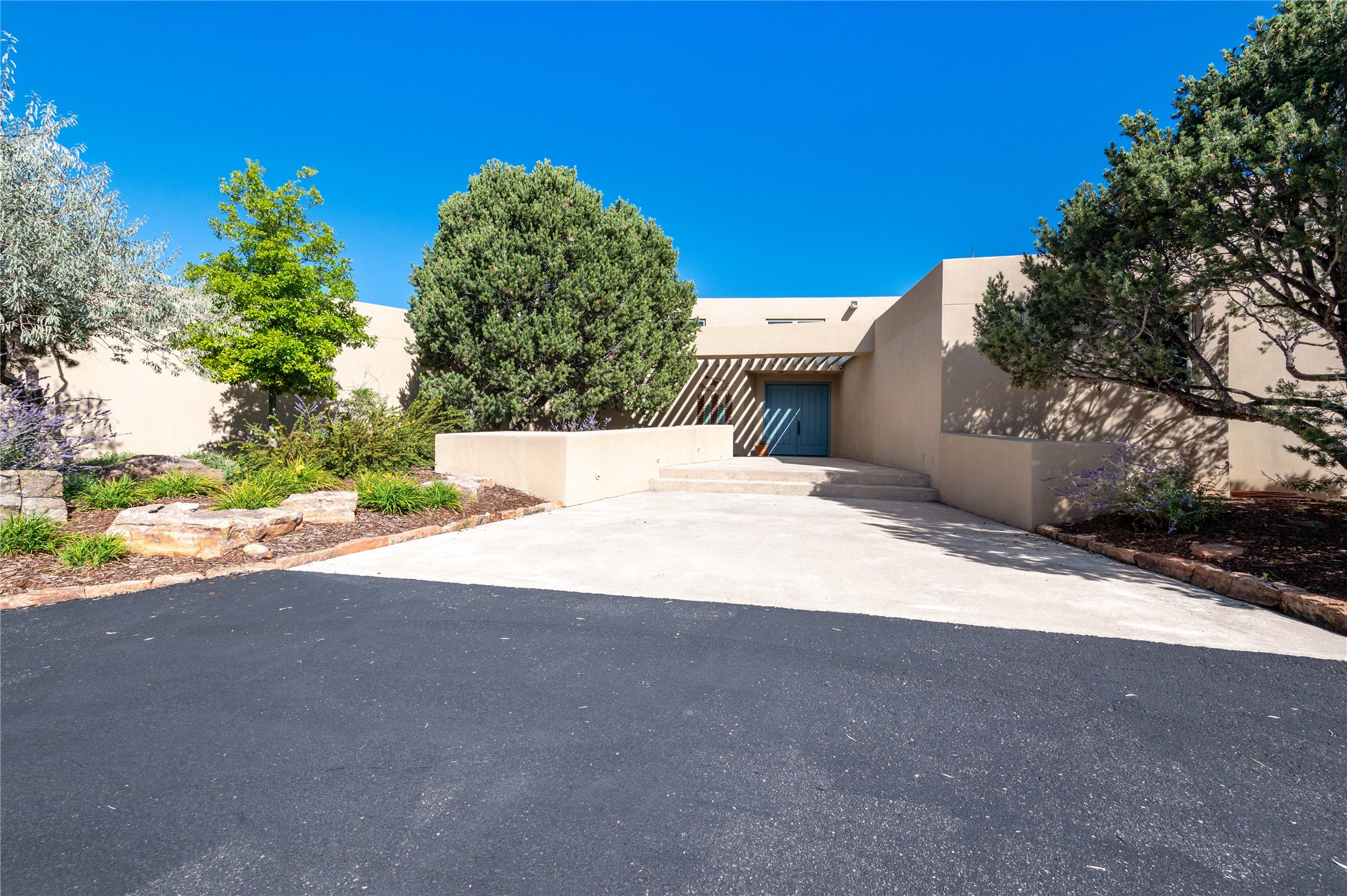 26 Aloe Circle