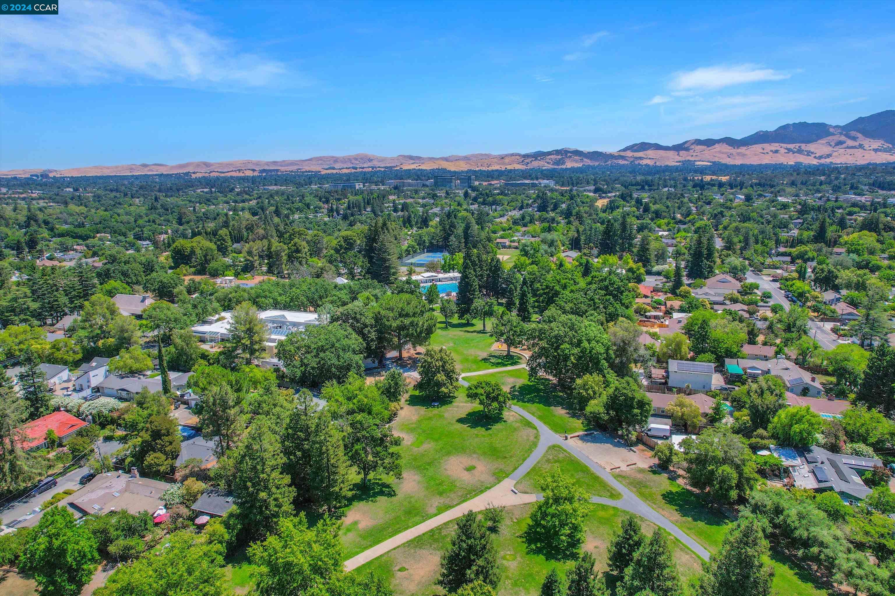 5 Sheryl Ct