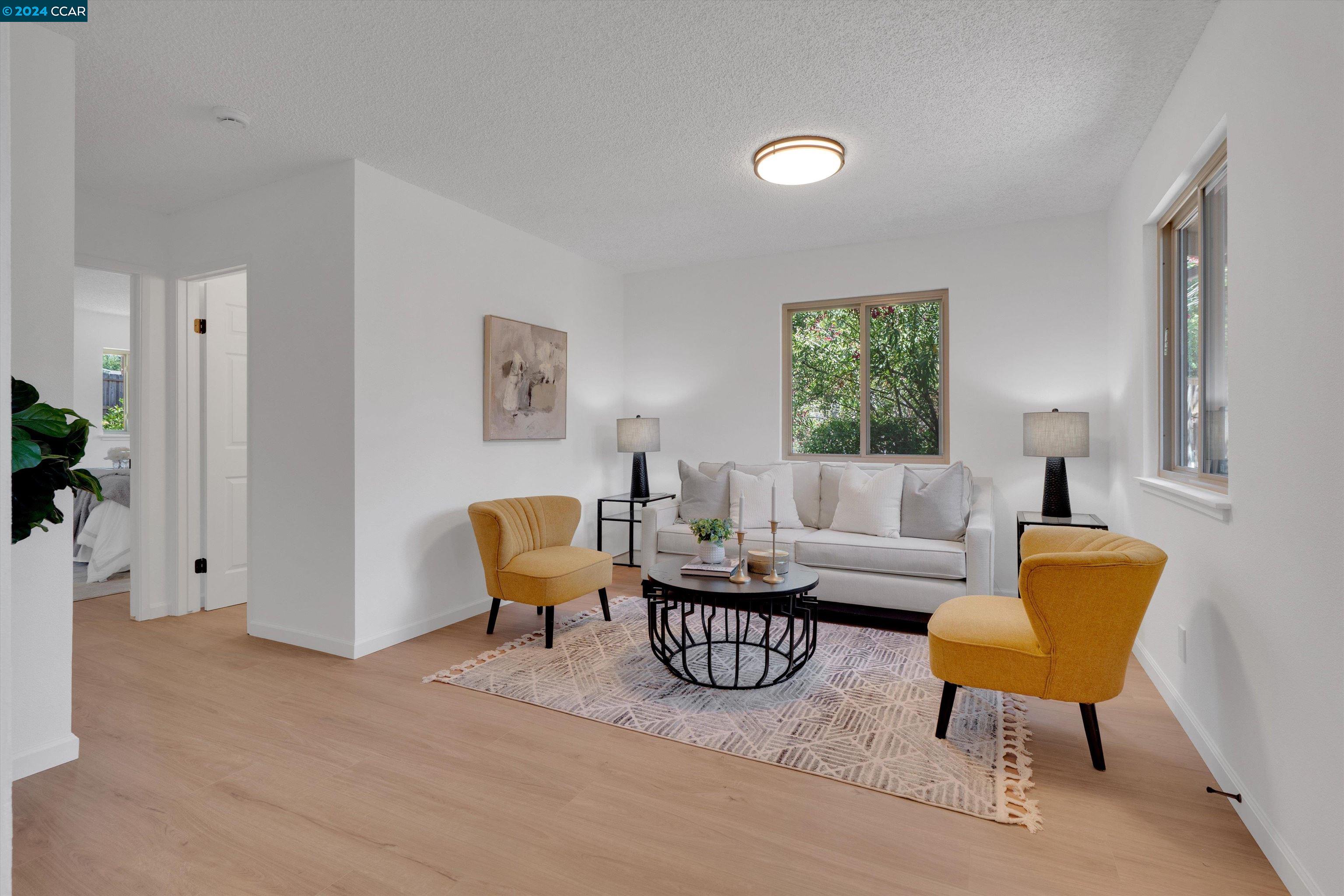 5 Sheryl Ct