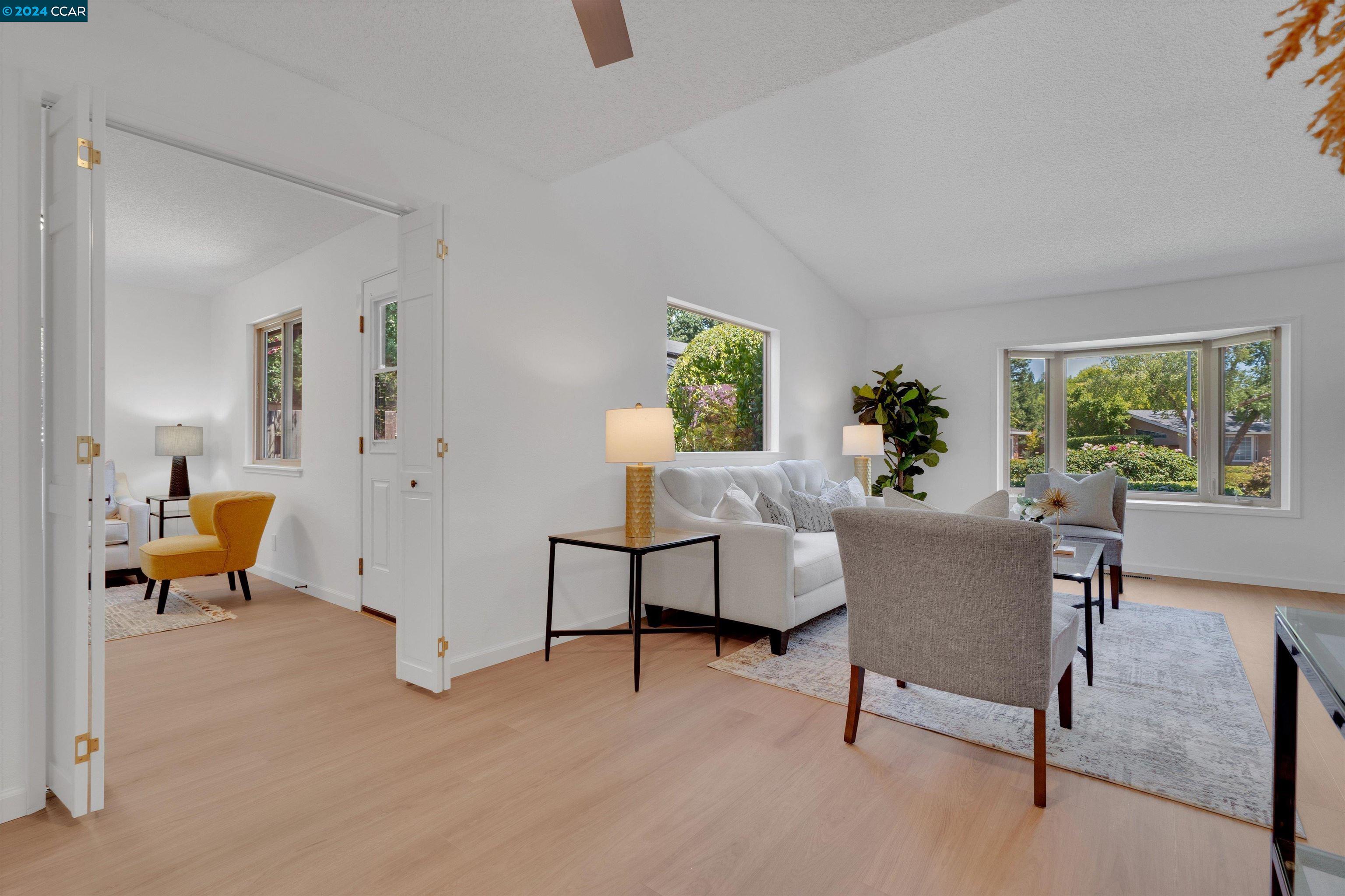 5 Sheryl Ct