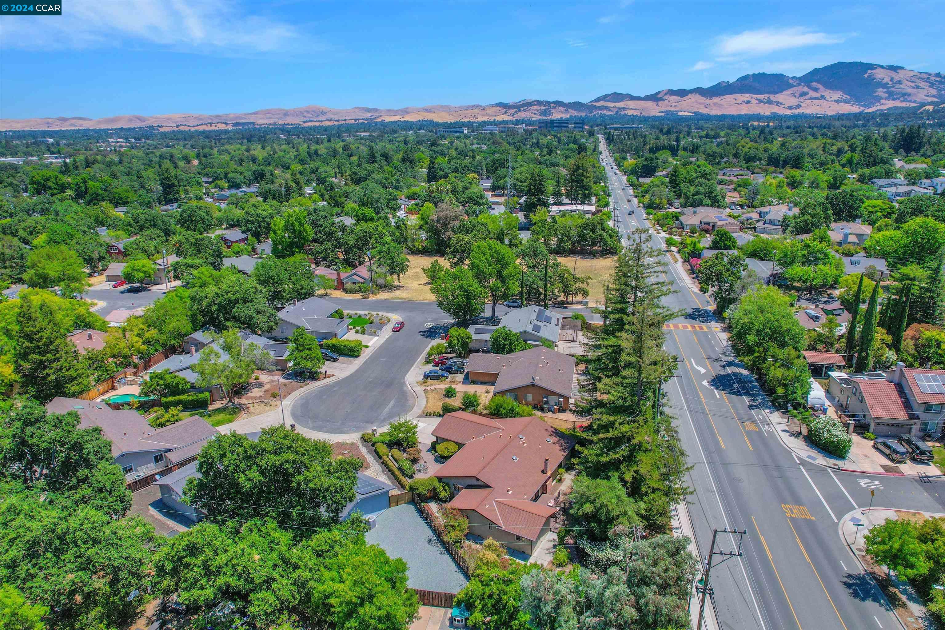 5 Sheryl Ct