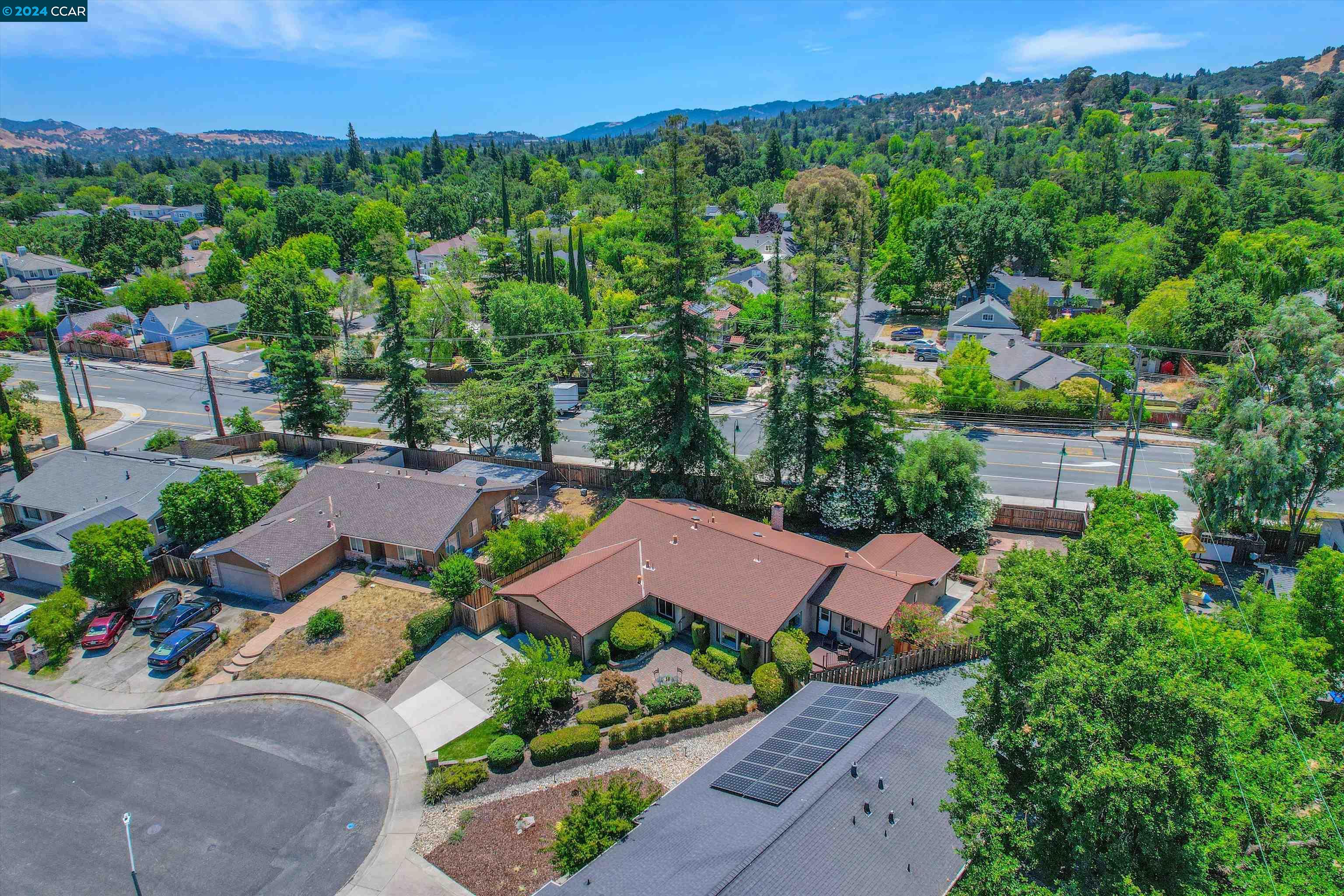 5 Sheryl Ct