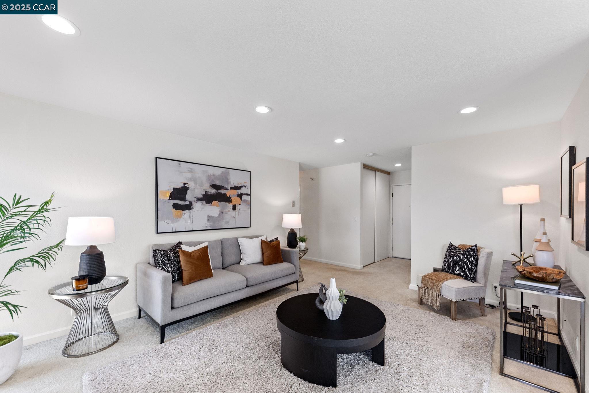 916 Beach Park Blvd # 66