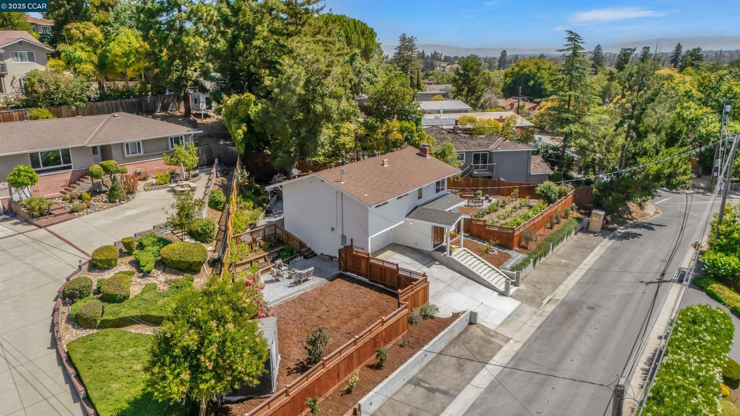 795 Canyon Rd