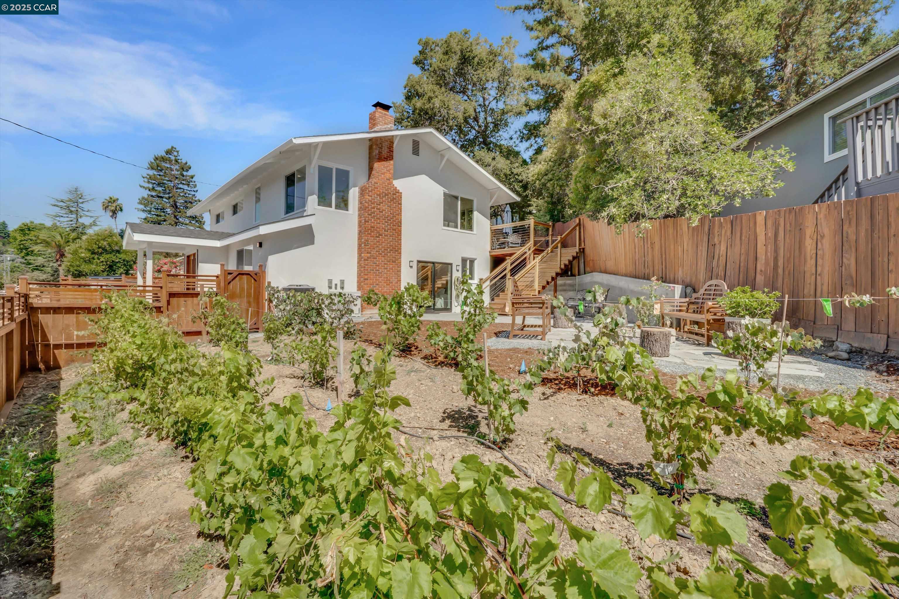 795 Canyon Rd