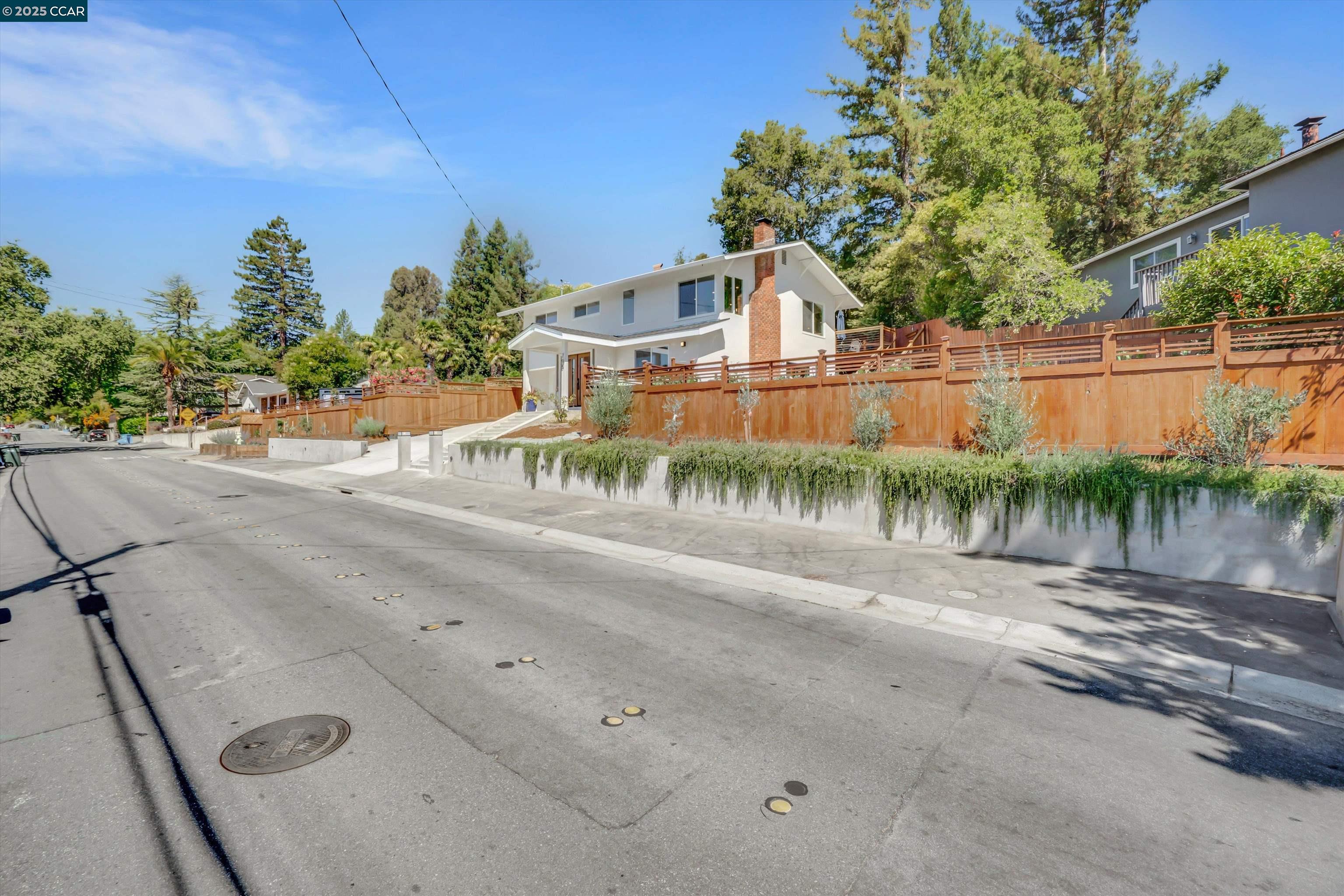 795 Canyon Rd
