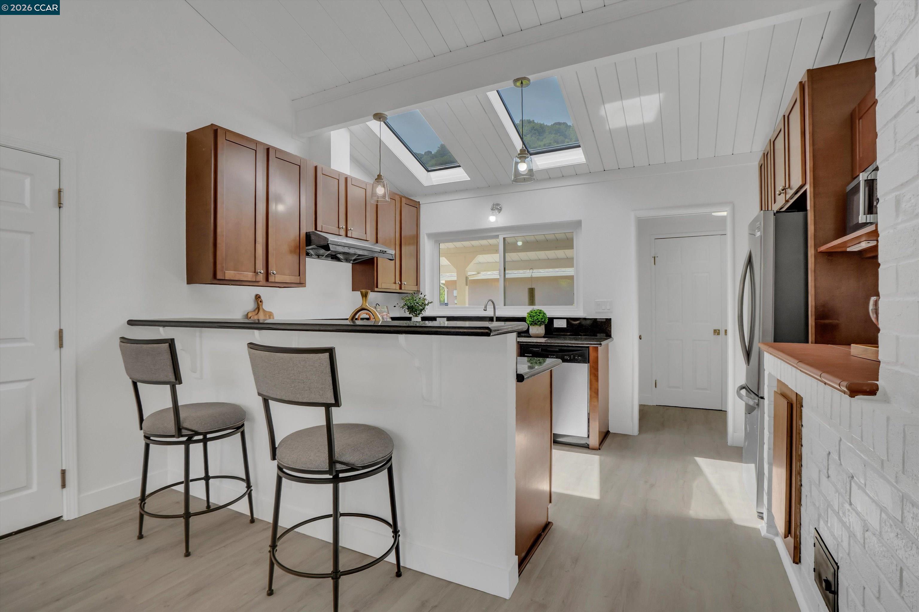 2319 Collins Ave