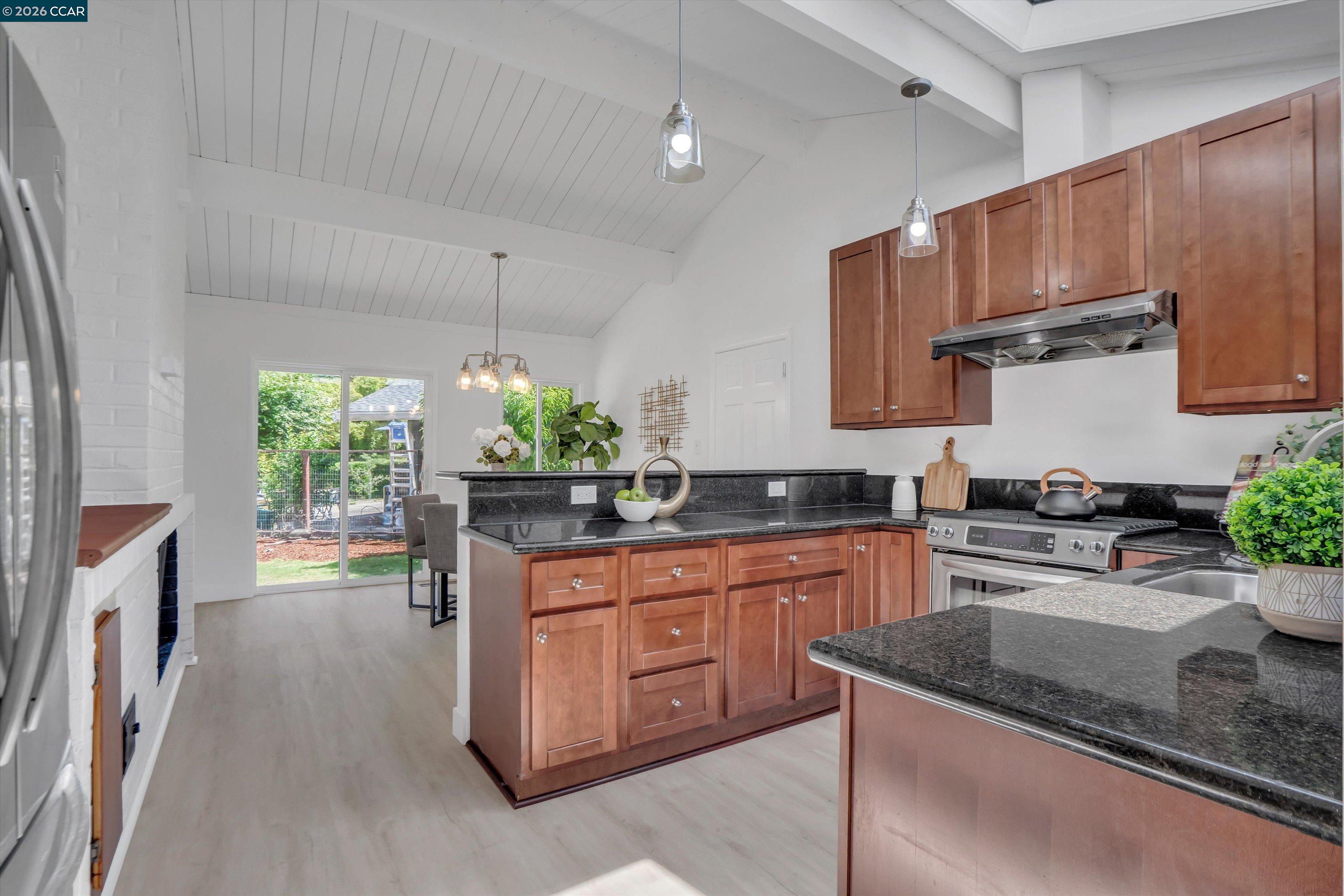 2319 Collins Ave