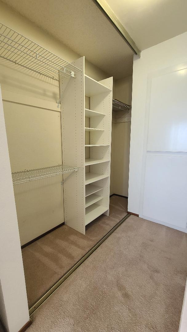 173 Crown CIR