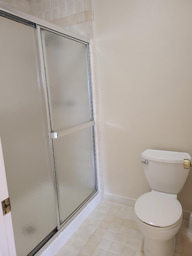 173 Crown CIR