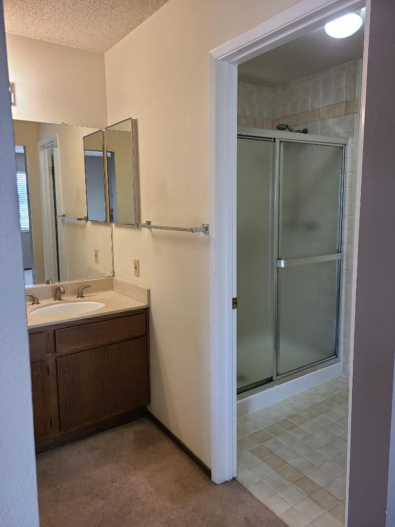 173 Crown CIR