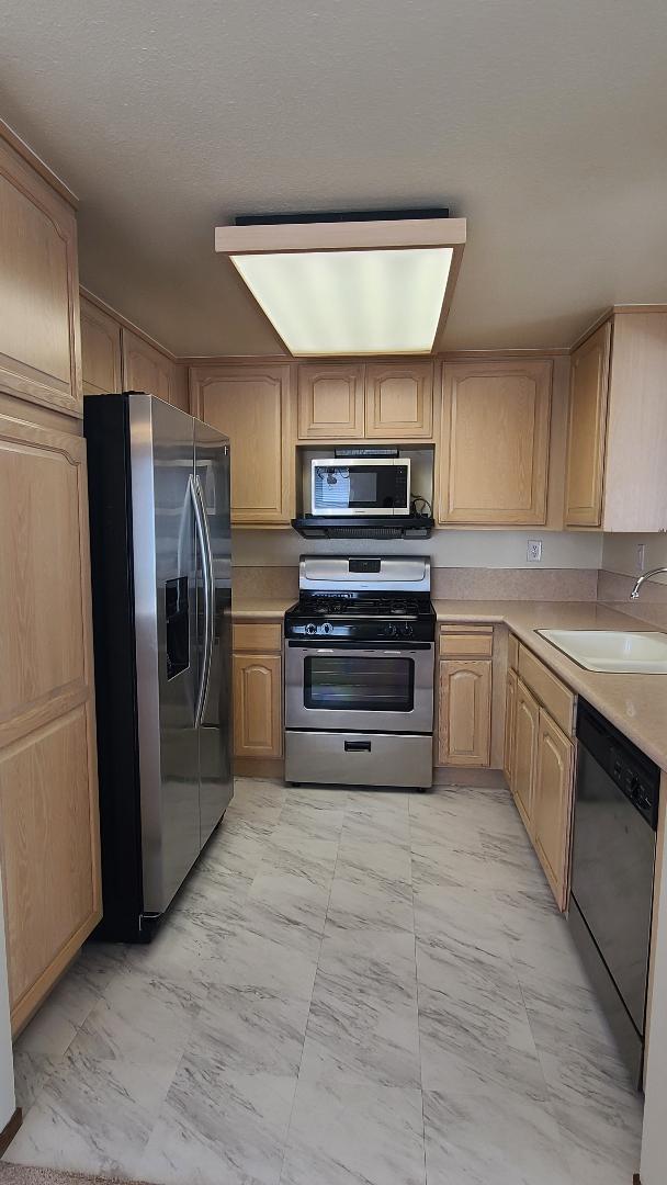 173 Crown CIR