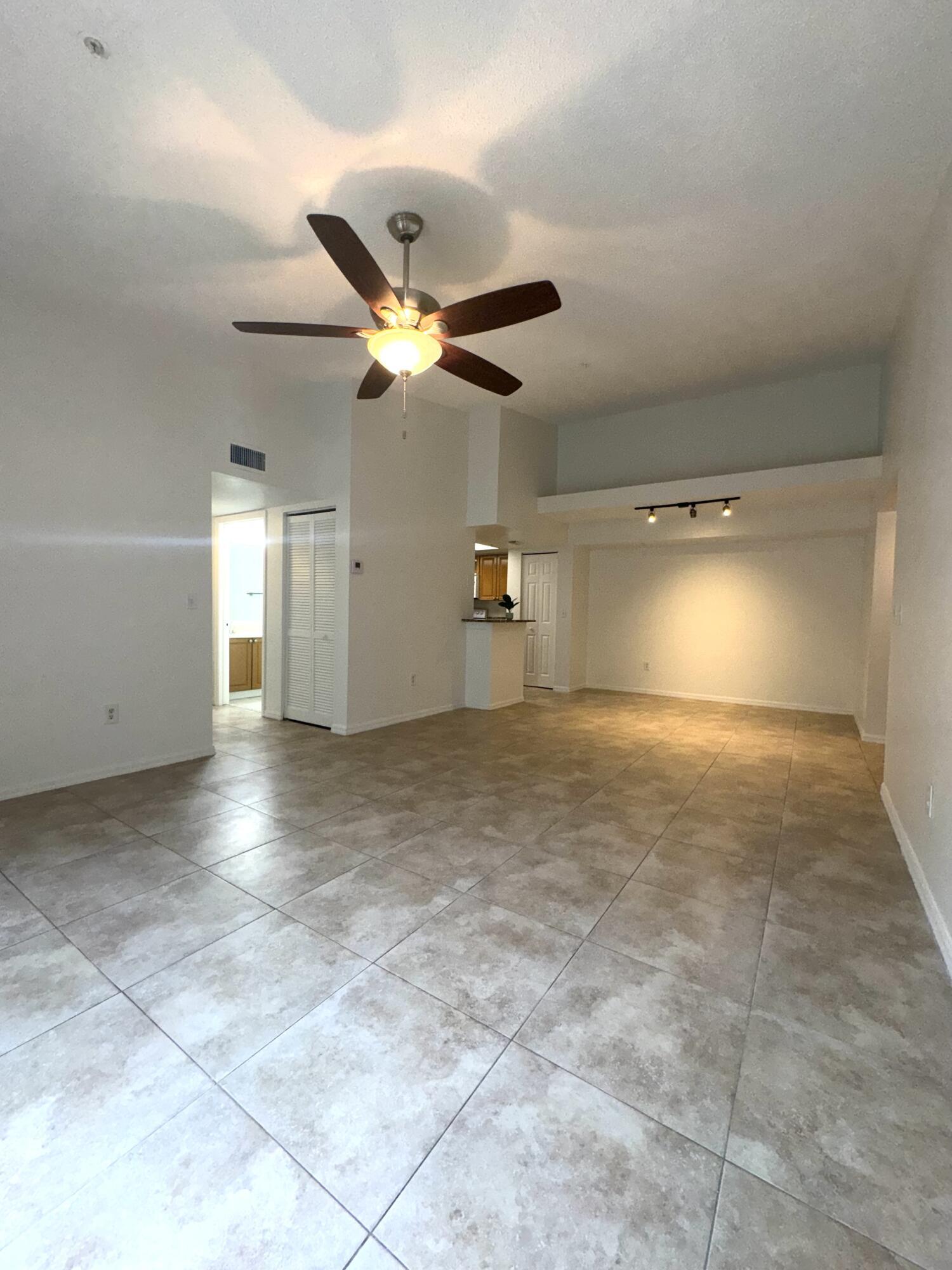 1300 Crestwood Drive 1309
