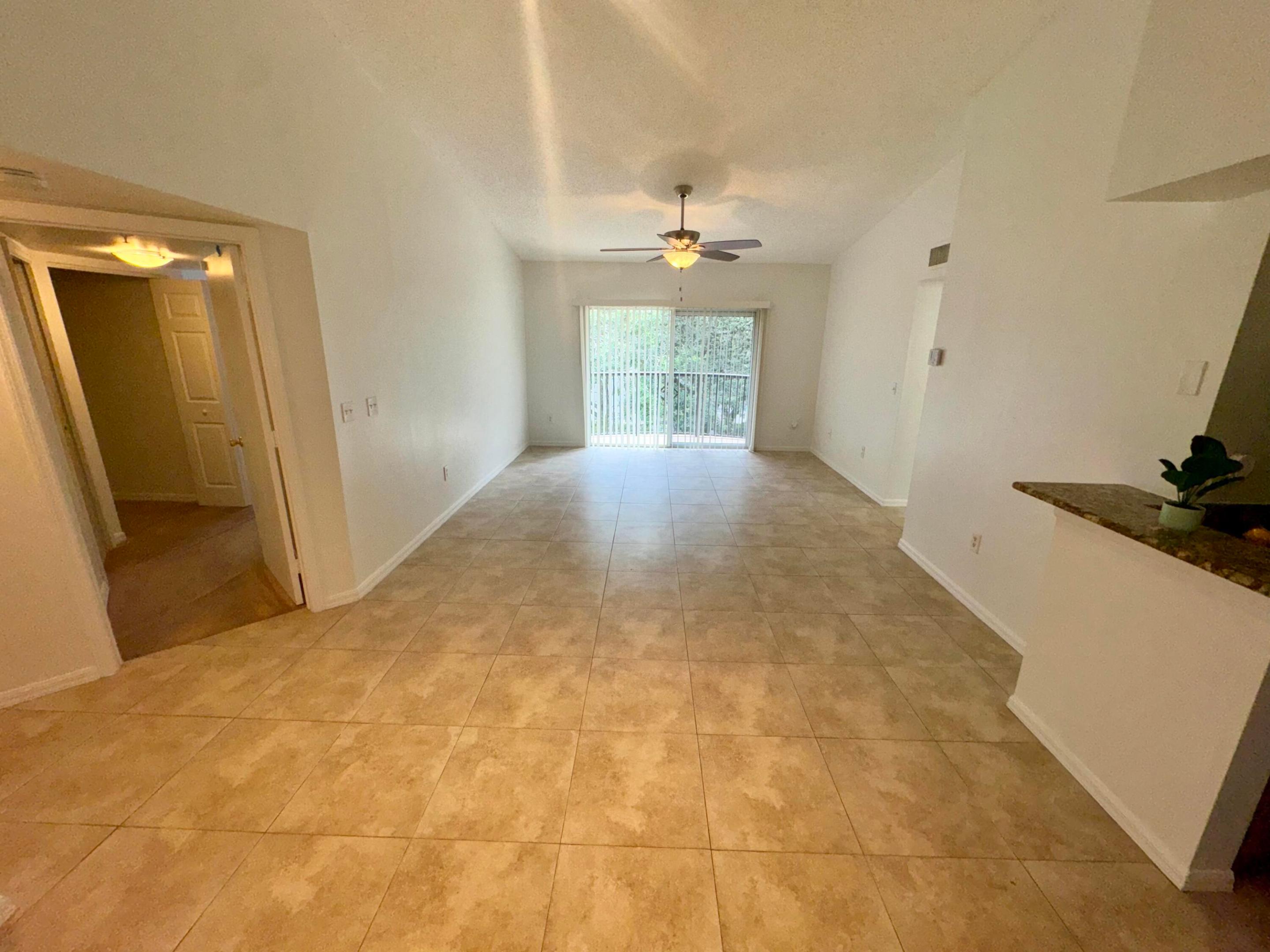 1300 Crestwood Drive 1309