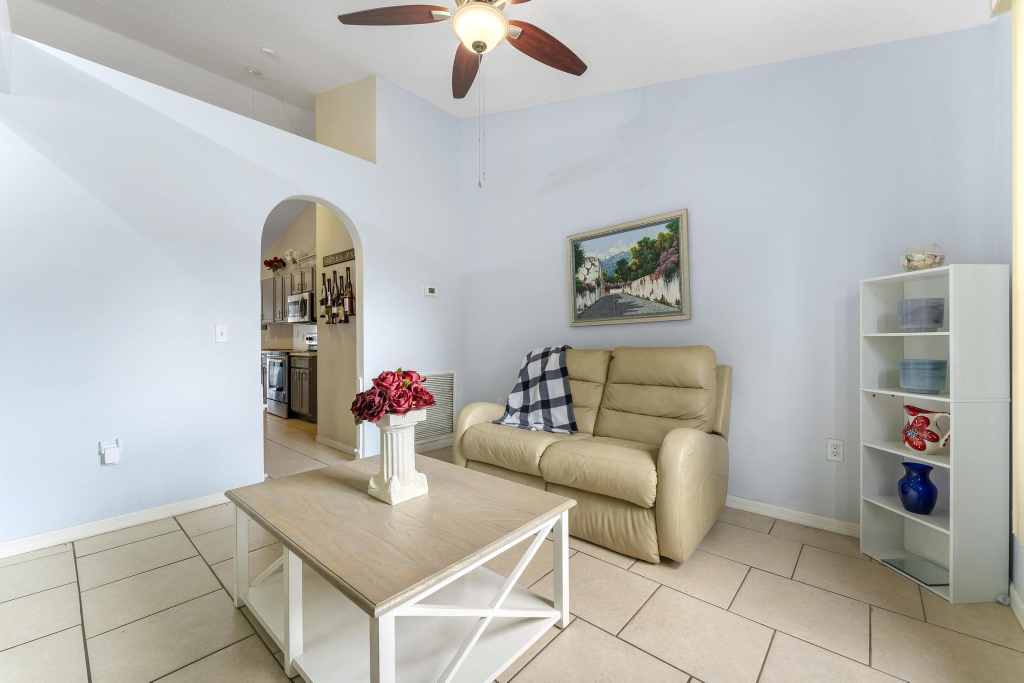 142 SW Tulip Boulevard